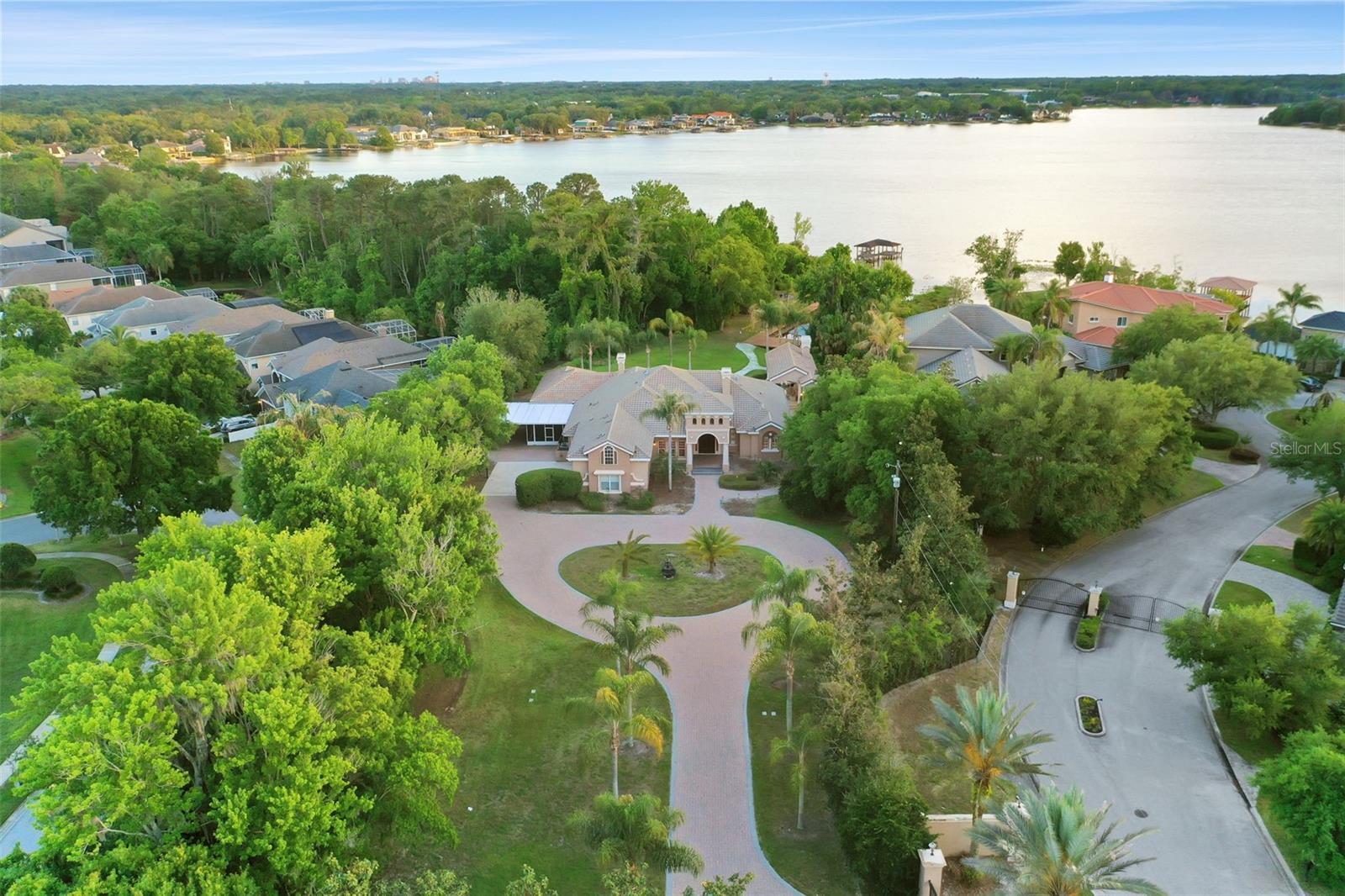 Listing photo id 61 for 880 Brantley Drive