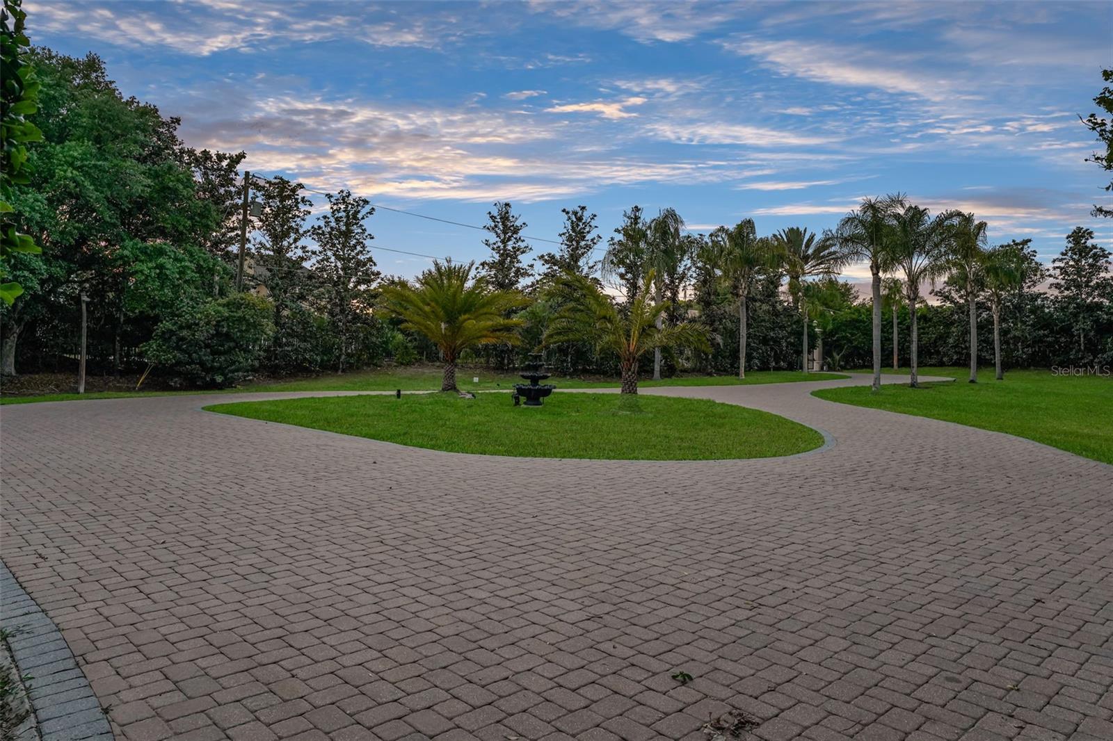 Listing photo id 63 for 880 Brantley Drive