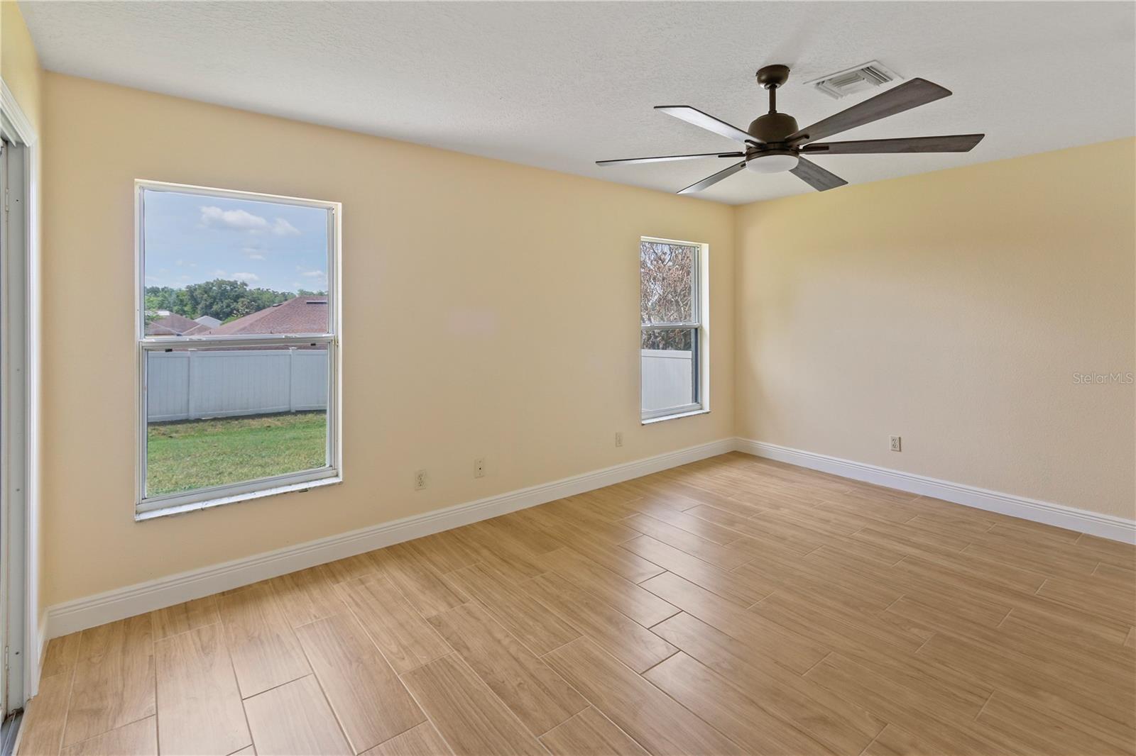 Image 12 of 23 For 10814 Vineyard Court