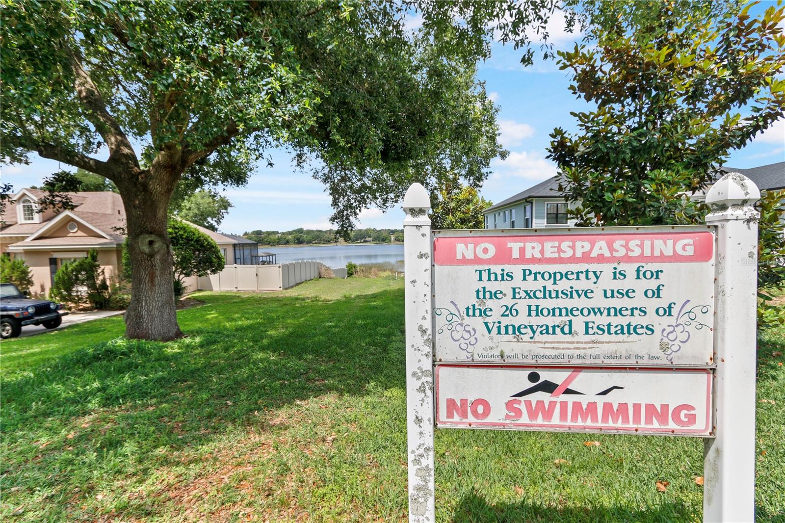 Image 22 of 23 For 10814 Vineyard Court