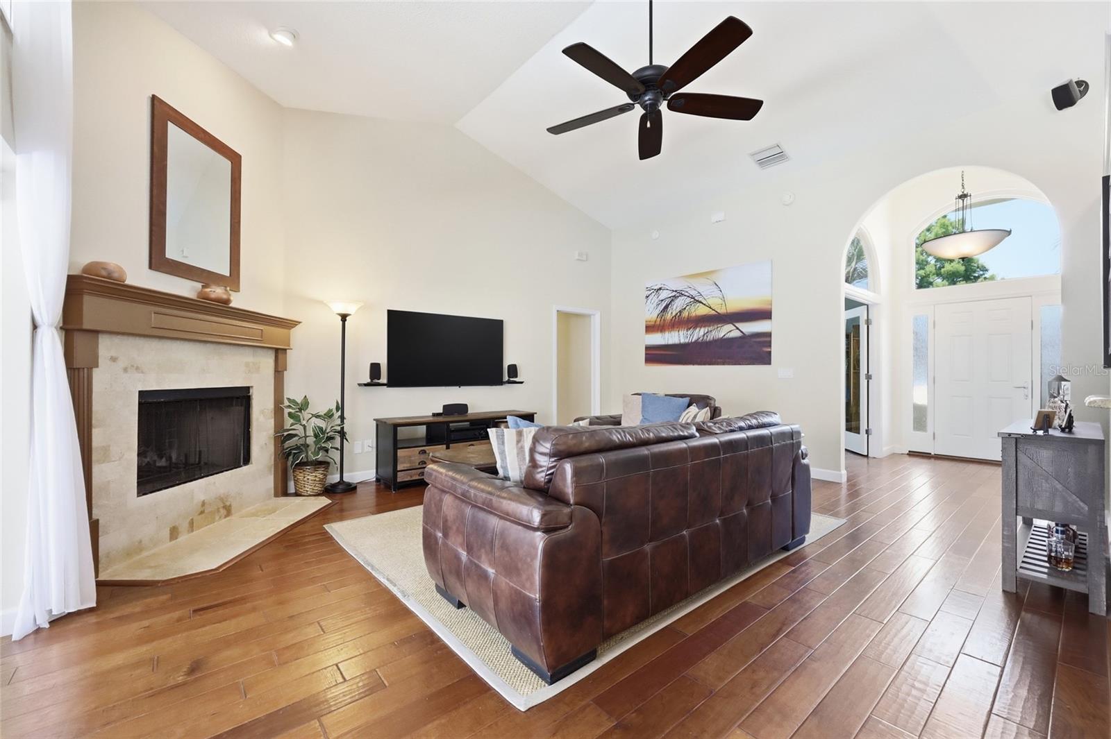 Image 11 of 60 For 1101 Cirrus Court