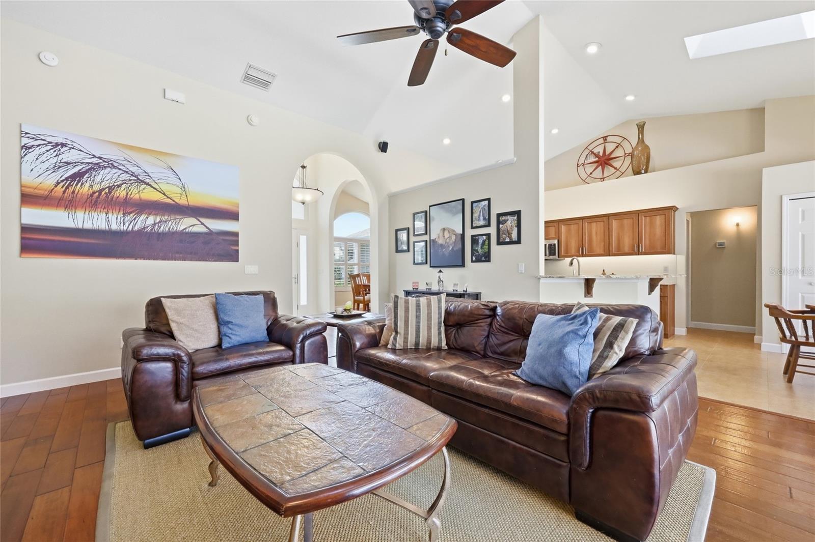 Image 12 of 60 For 1101 Cirrus Court