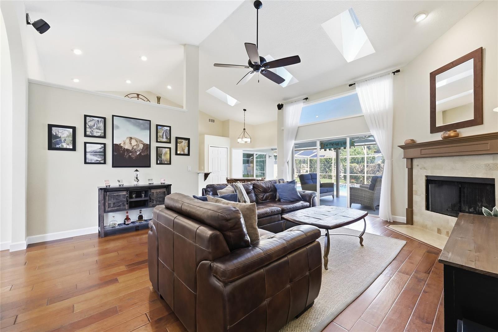 Image 13 of 60 For 1101 Cirrus Court