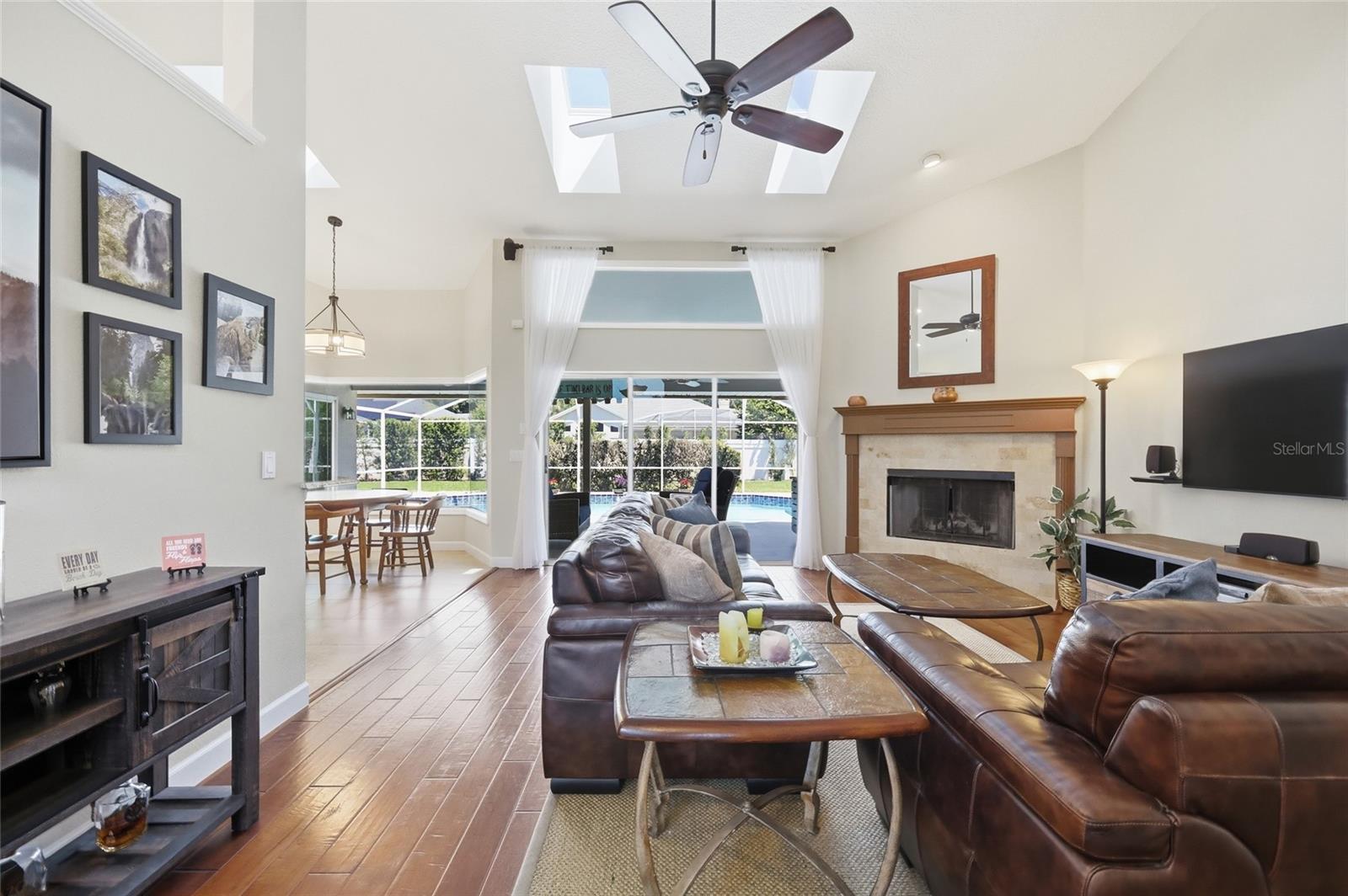 Image 9 of 60 For 1101 Cirrus Court