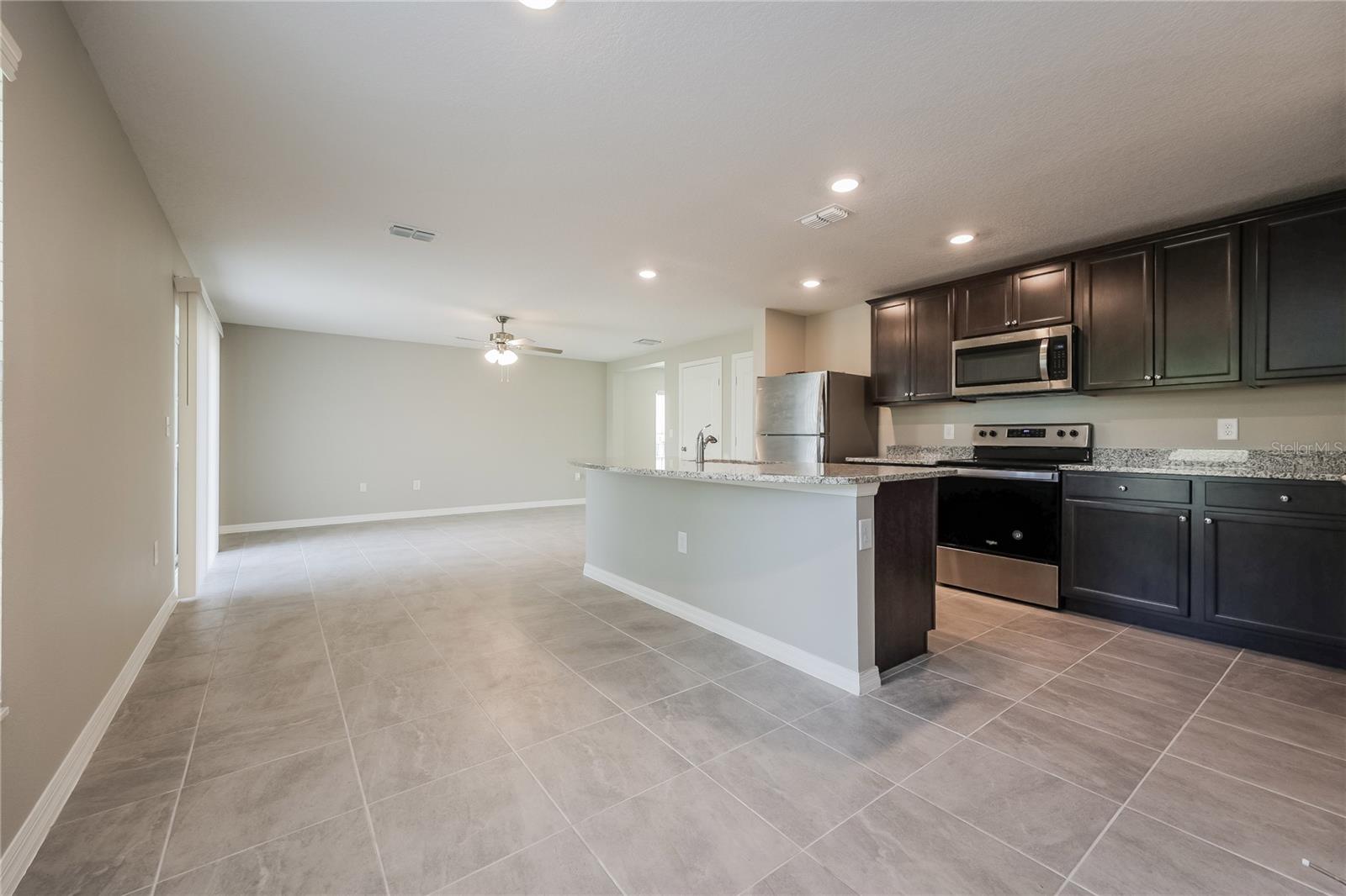 Image 4 of 17 For 1662 Redfin Drive