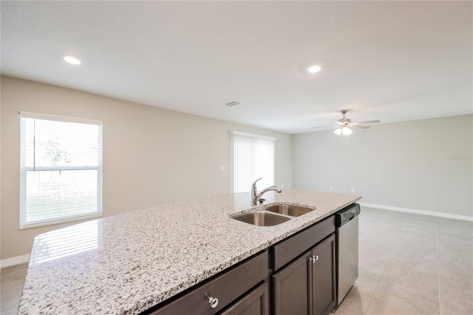 Image 6 of 17 For 1662 Redfin Drive