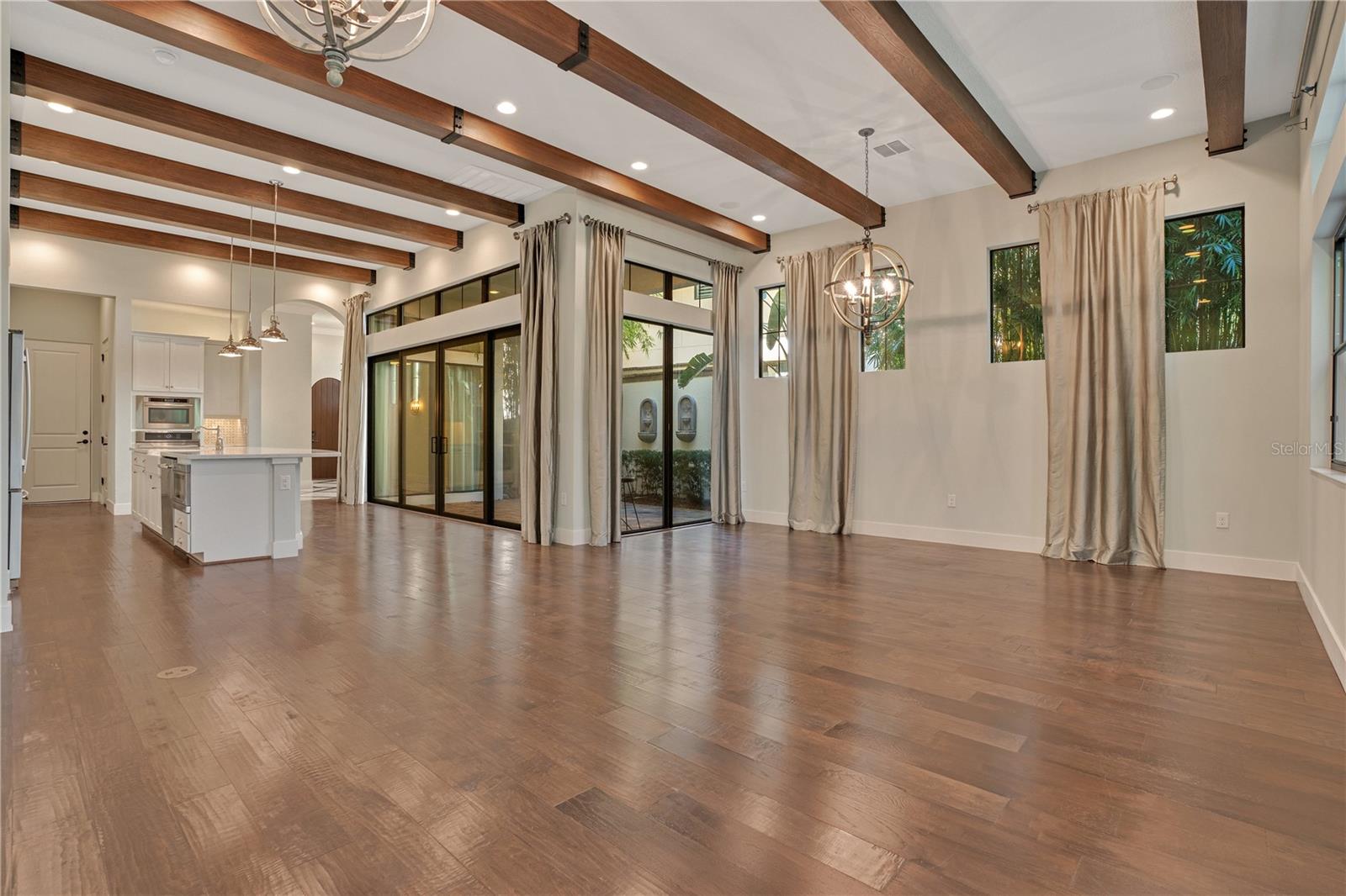 Image 4 of 44 For 8149 Via Vittoria Way