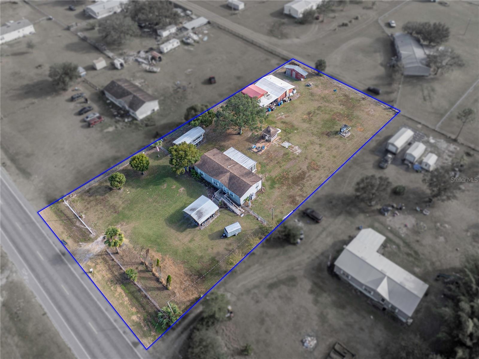 Image 11 of 100 For 11404 Lithia Pinecrest Road