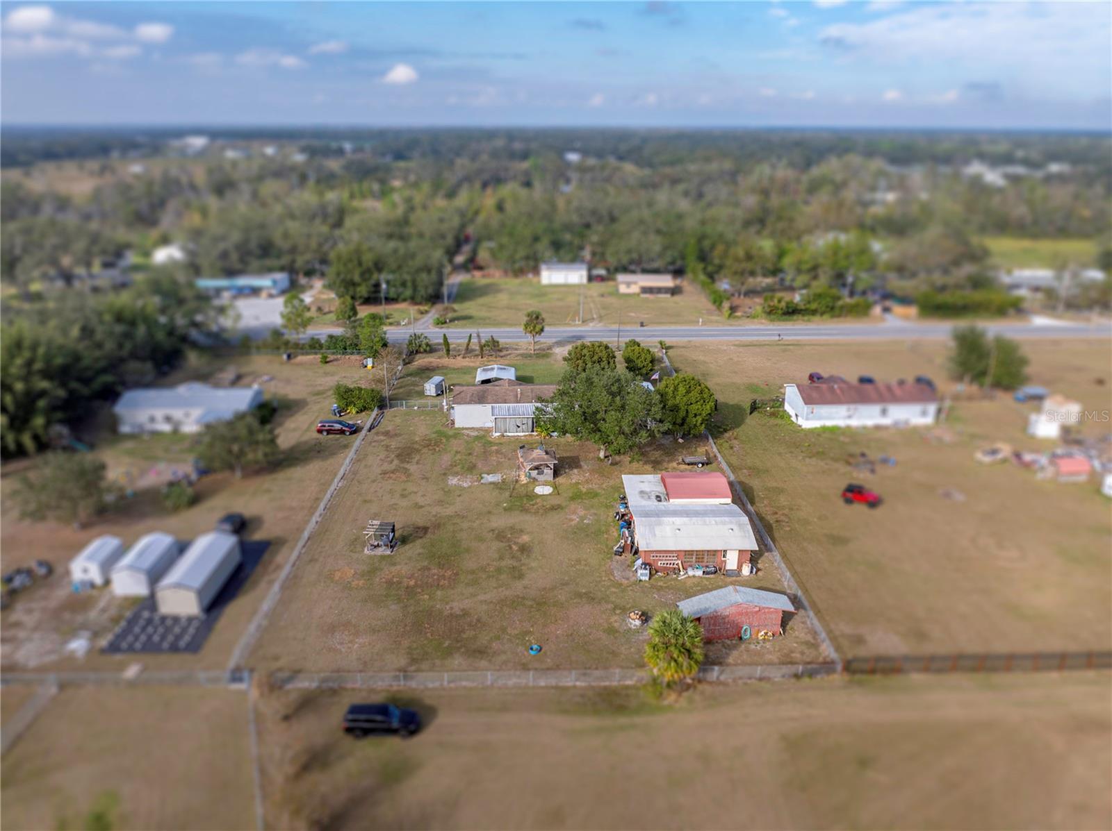 Image 16 of 100 For 11404 Lithia Pinecrest Road