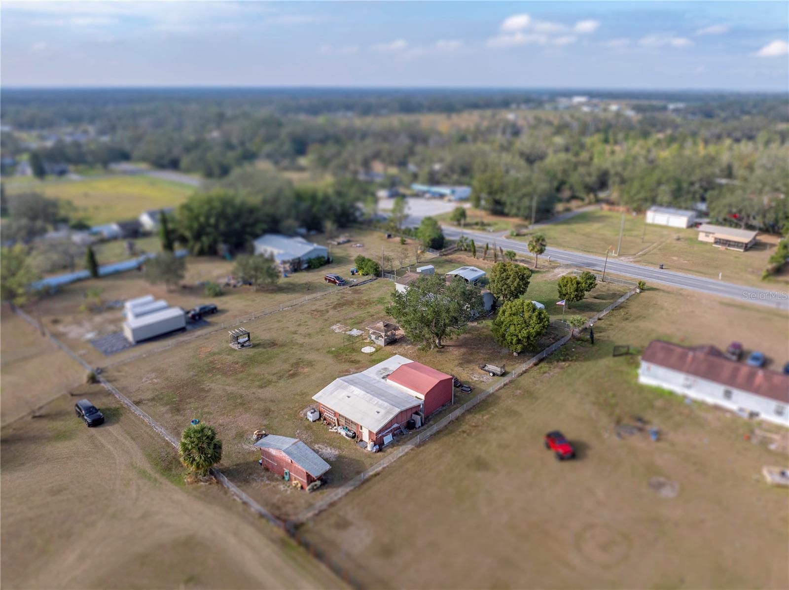 Image 17 of 100 For 11404 Lithia Pinecrest Road