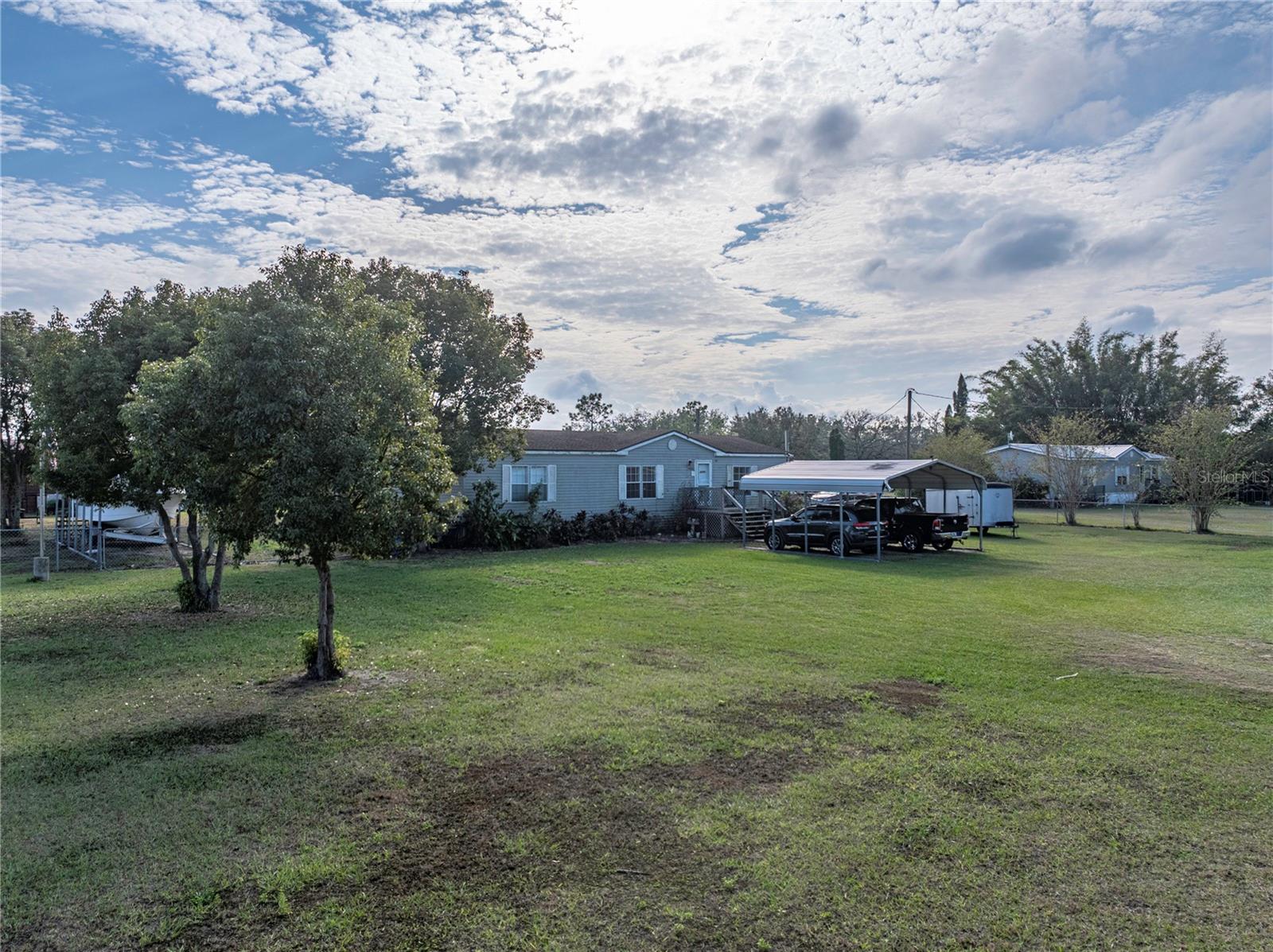 Image 18 of 100 For 11404 Lithia Pinecrest Road