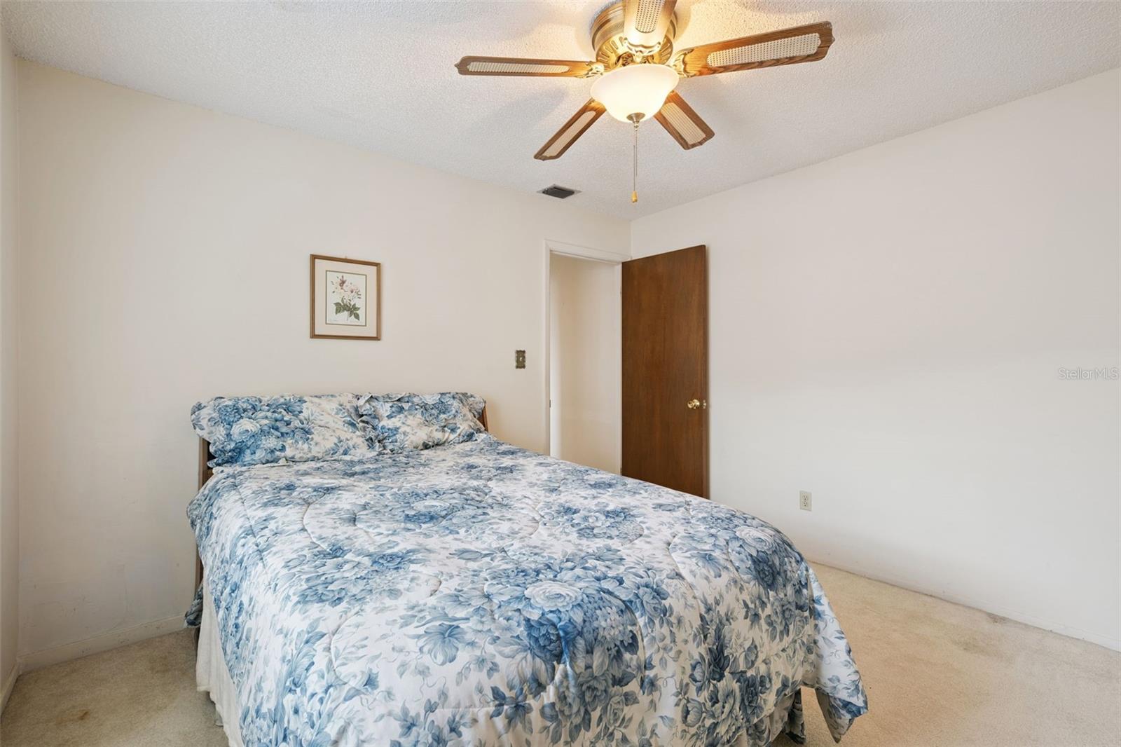 Image 13 of 27 For 608 Wavecrest Drive
