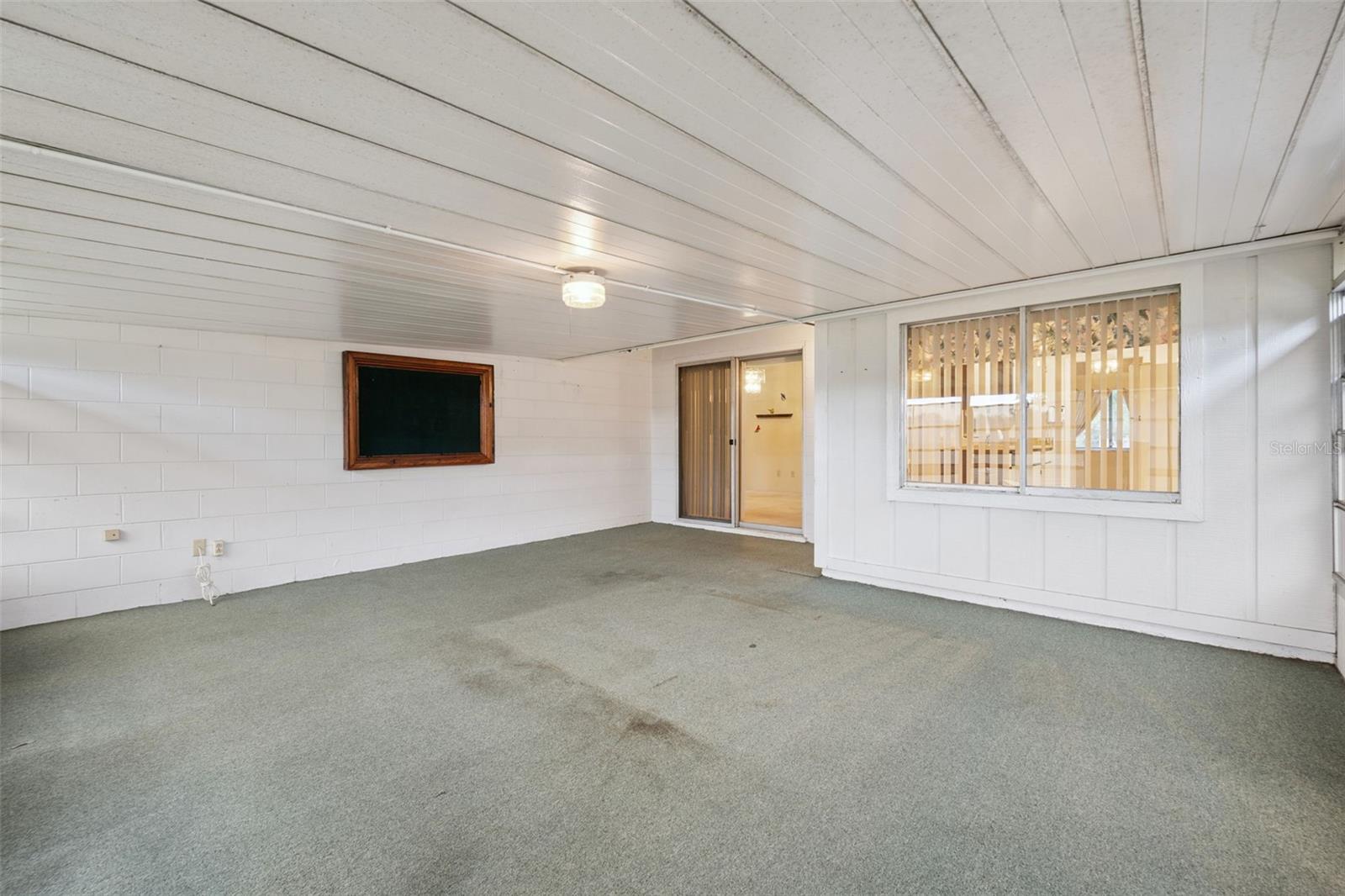 Image 17 of 27 For 608 Wavecrest Drive