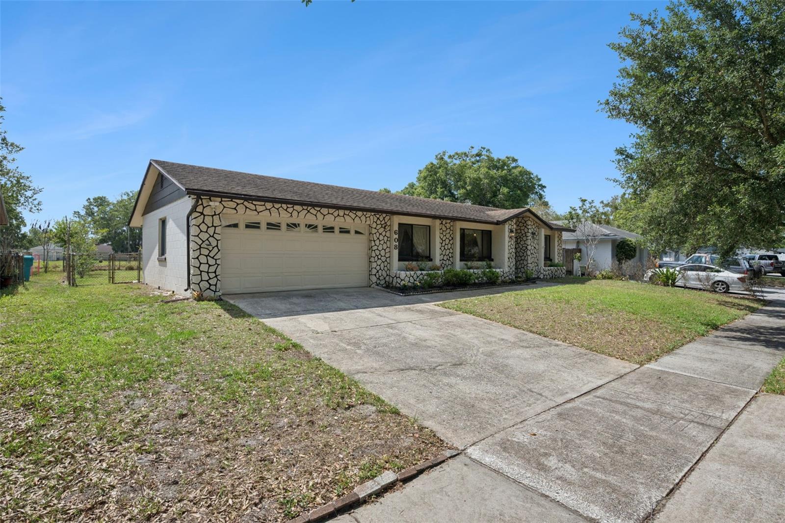 Image 26 of 27 For 608 Wavecrest Drive
