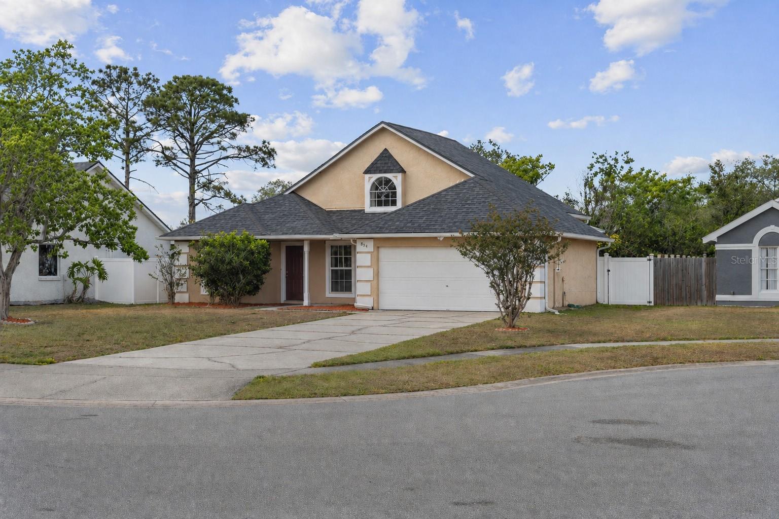 Image 2 of 31 For 854 Blackgum Court