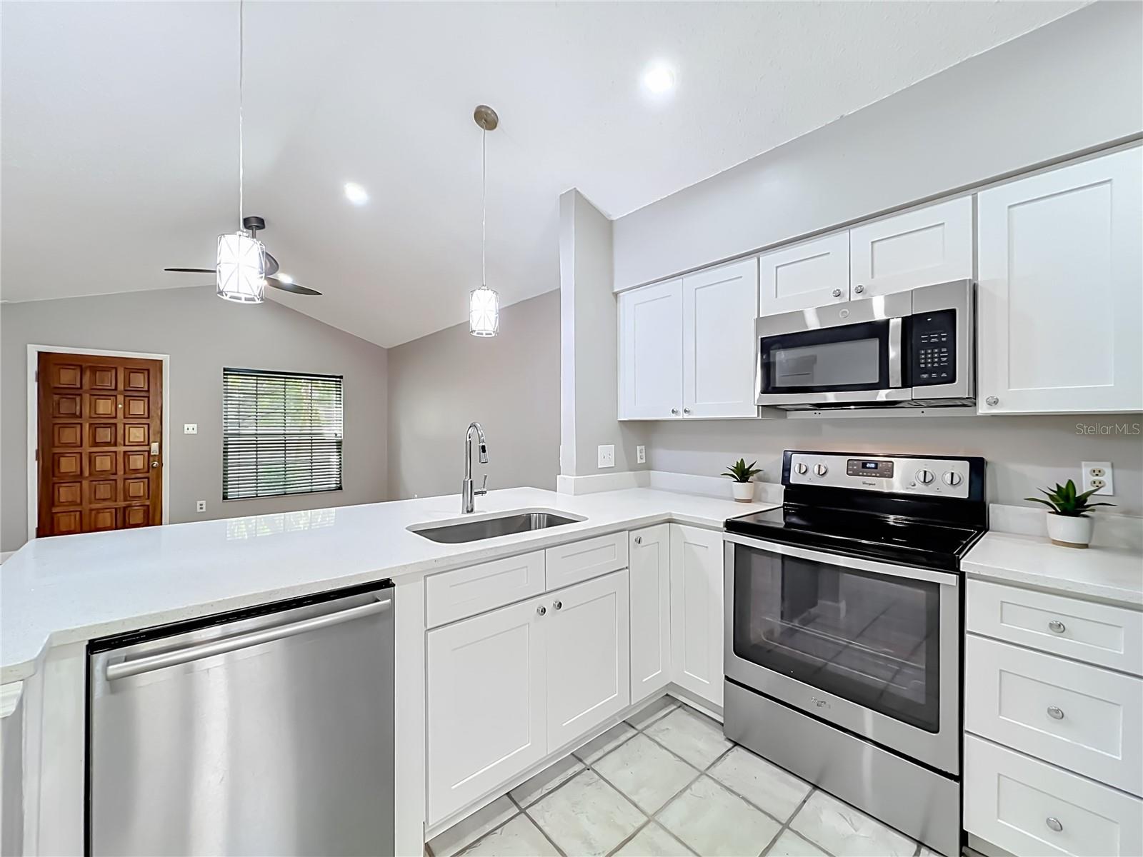 Image 11 of 43 For 2557 Riva Court