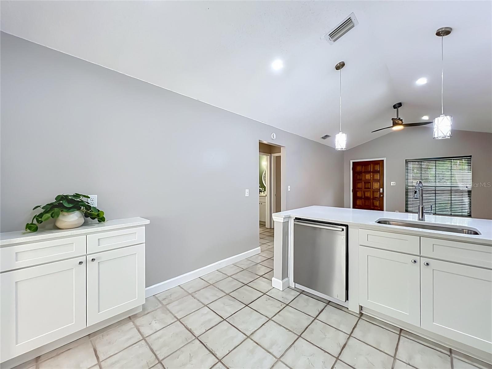 Image 12 of 43 For 2557 Riva Court