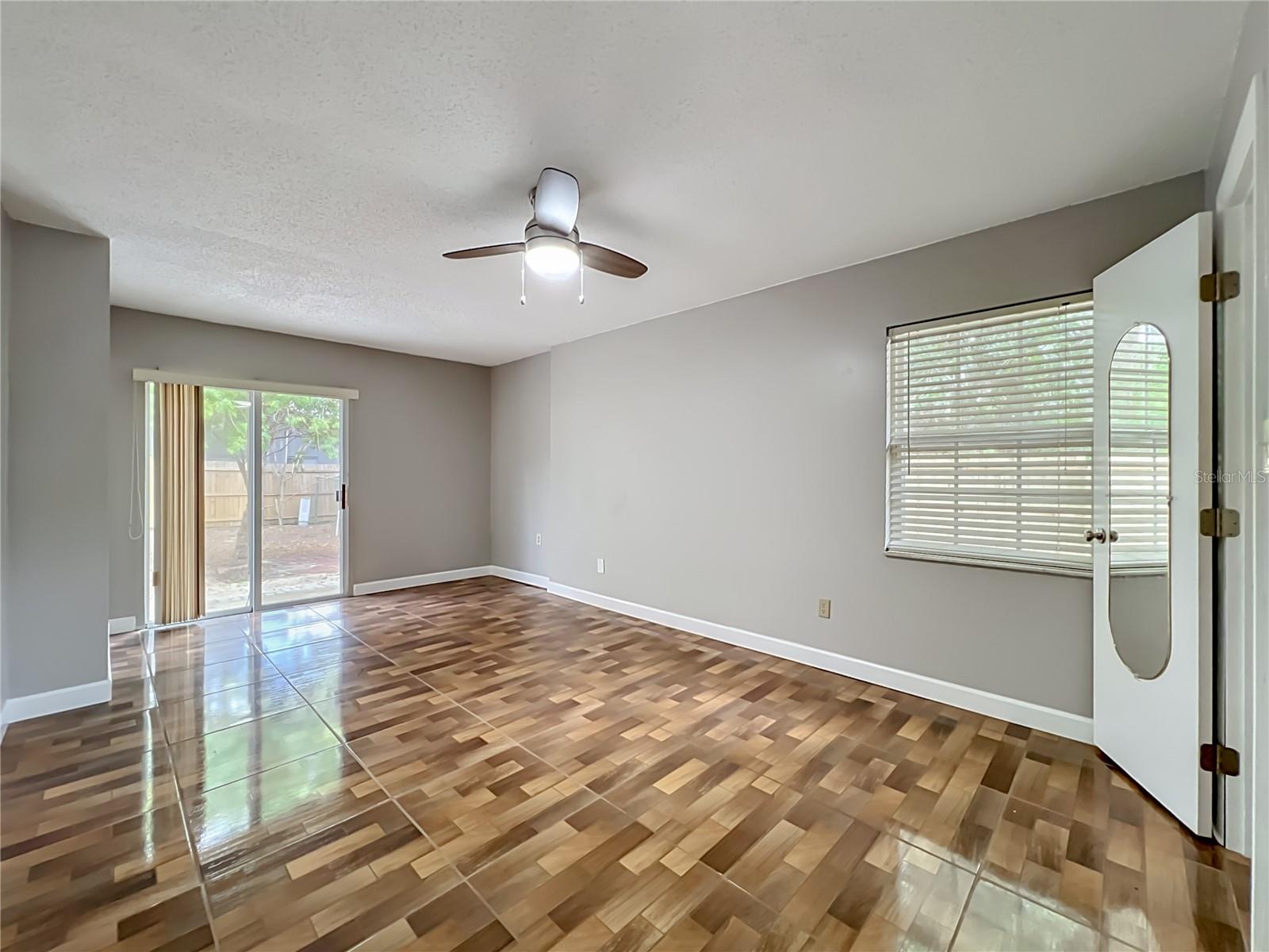 Image 20 of 43 For 2557 Riva Court