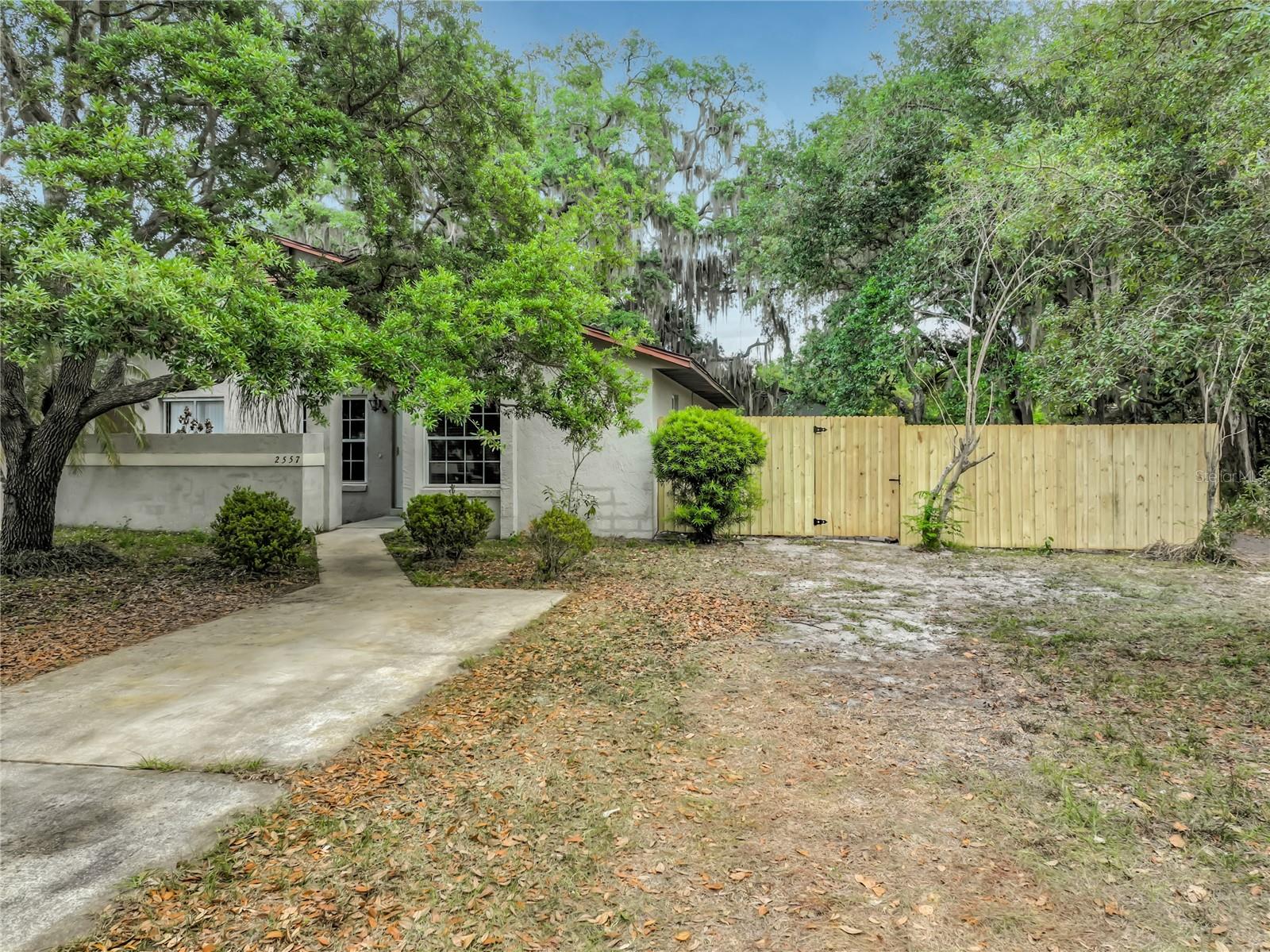 Image 35 of 43 For 2557 Riva Court
