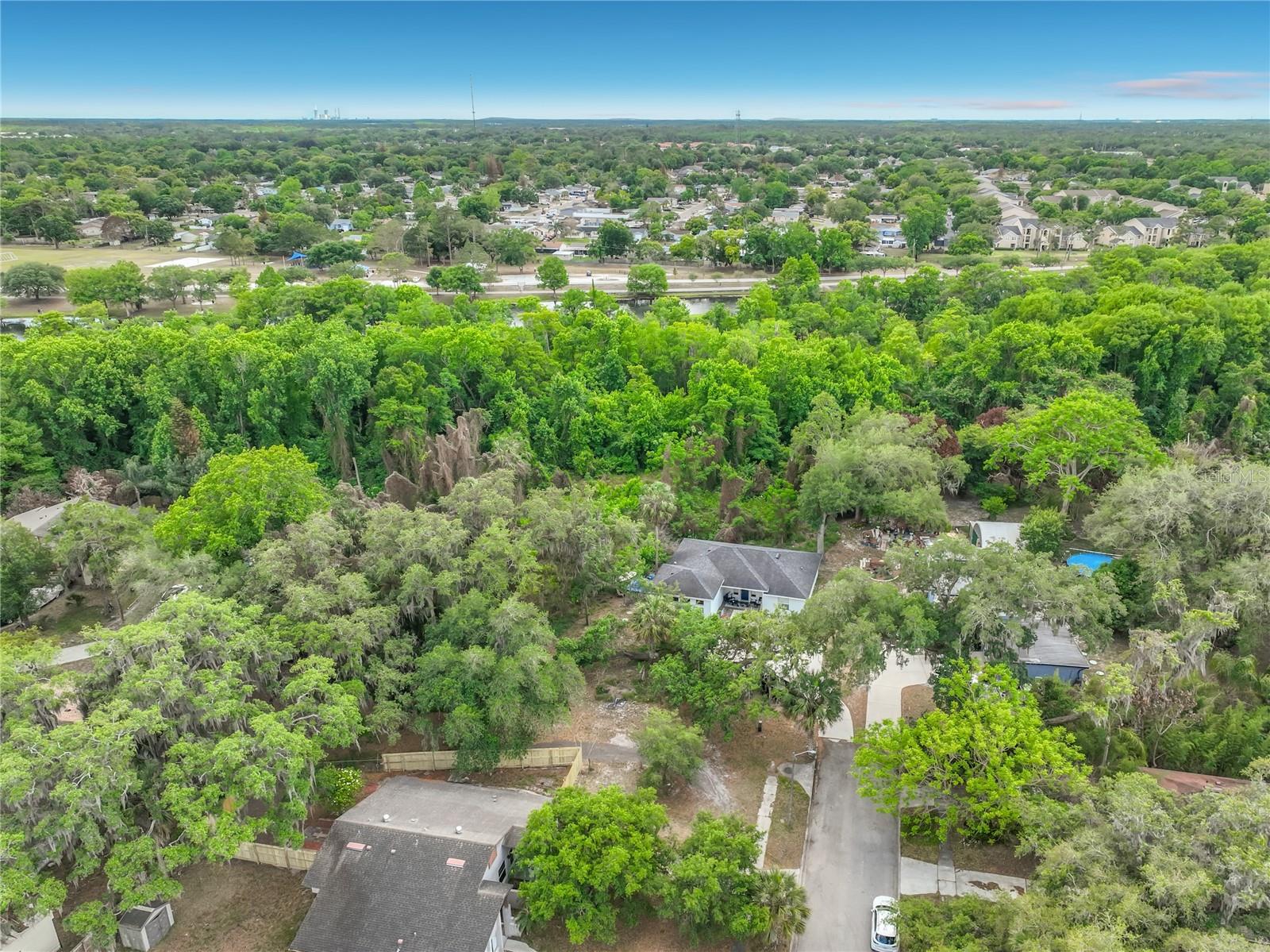 Image 41 of 43 For 2557 Riva Court