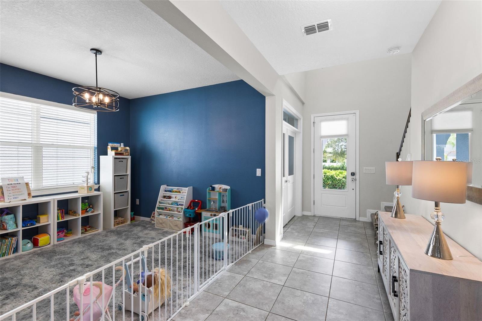 Image 14 of 32 For 2819 Stonegate Drive