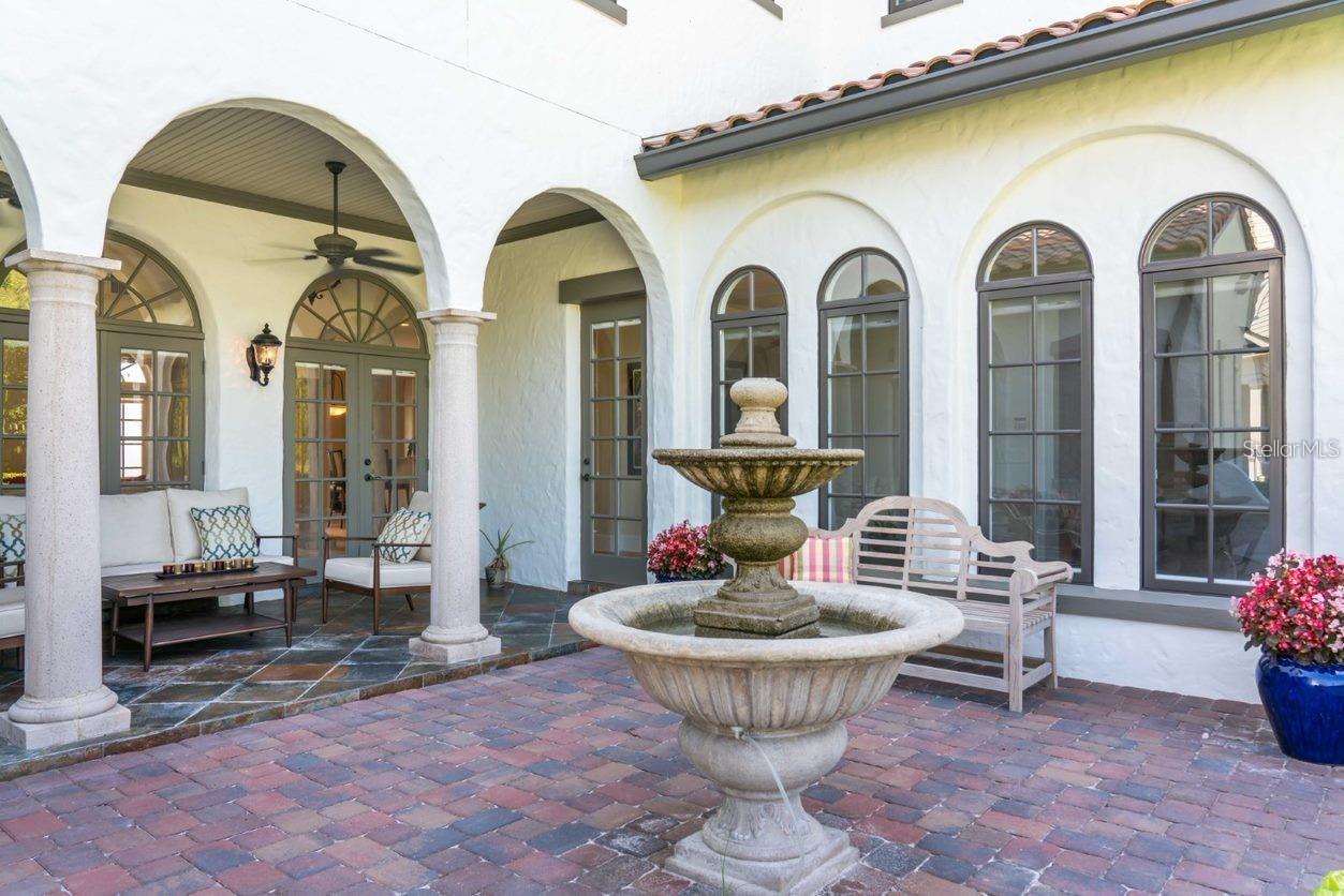 Image 2 of 45 For 713 Eastlawn Drive