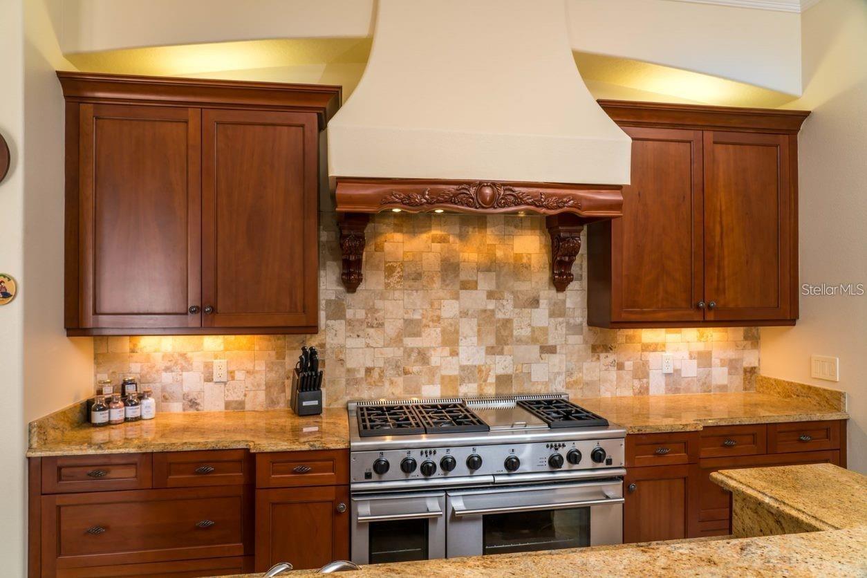 Image 20 of 45 For 713 Eastlawn Drive