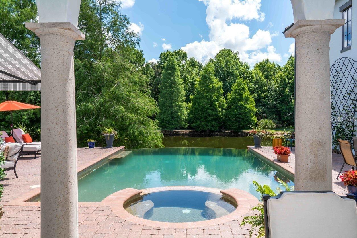 Image 29 of 45 For 713 Eastlawn Drive