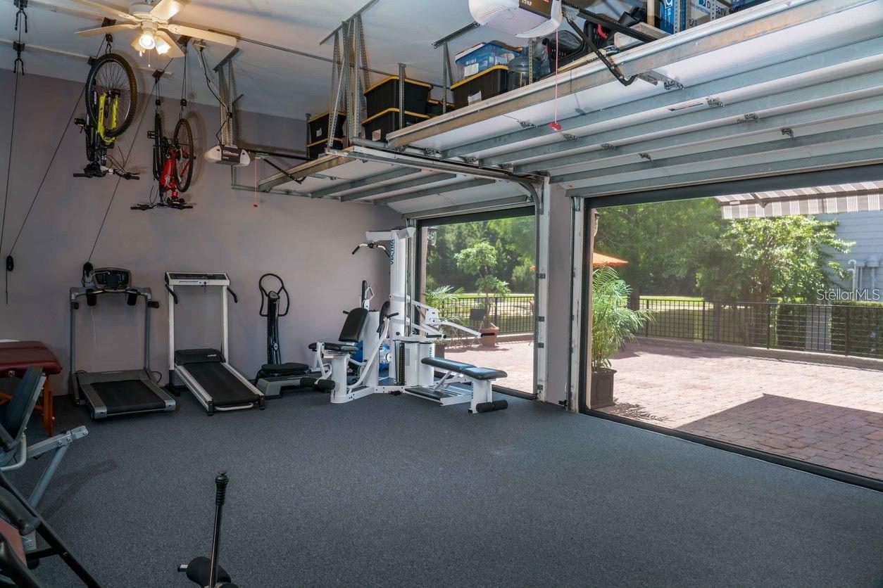 Image 42 of 45 For 713 Eastlawn Drive