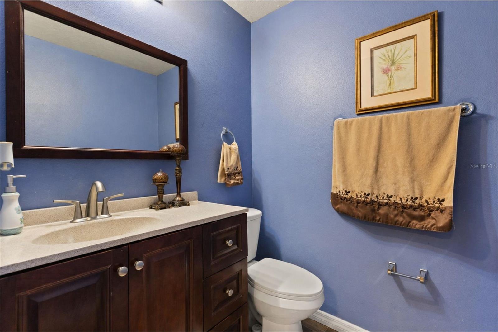 Image 16 of 26 For 7407 Country Run Parkway