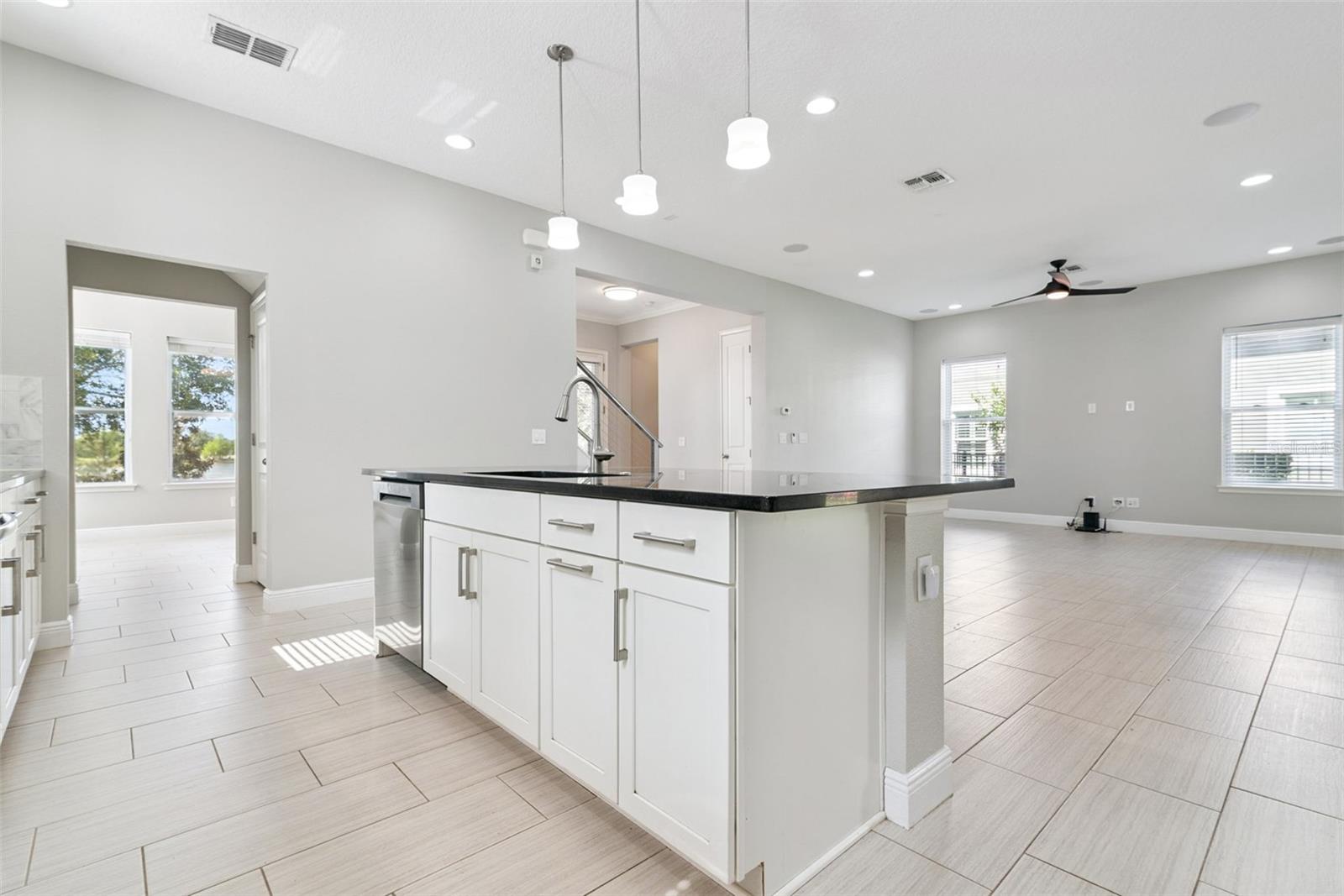 Image 10 of 56 For 9044 Tavistock Lakes Boulevard