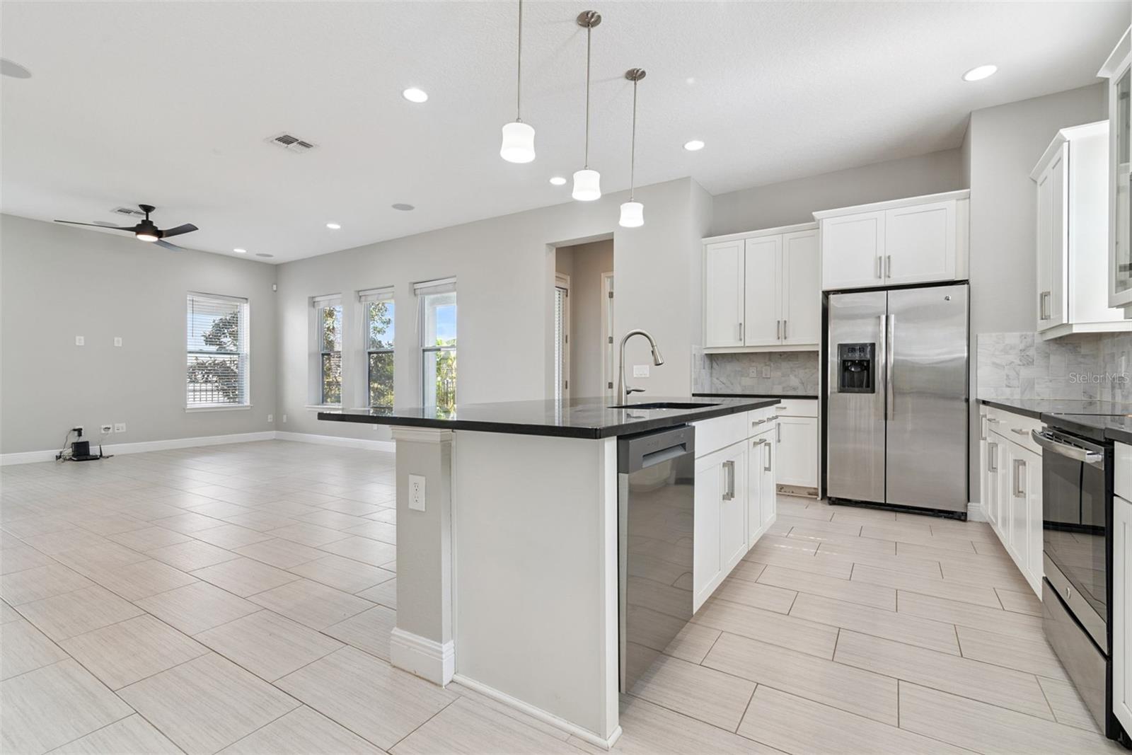 Image 11 of 56 For 9044 Tavistock Lakes Boulevard