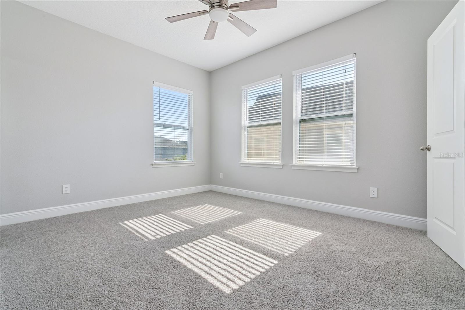 Image 21 of 56 For 9044 Tavistock Lakes Boulevard