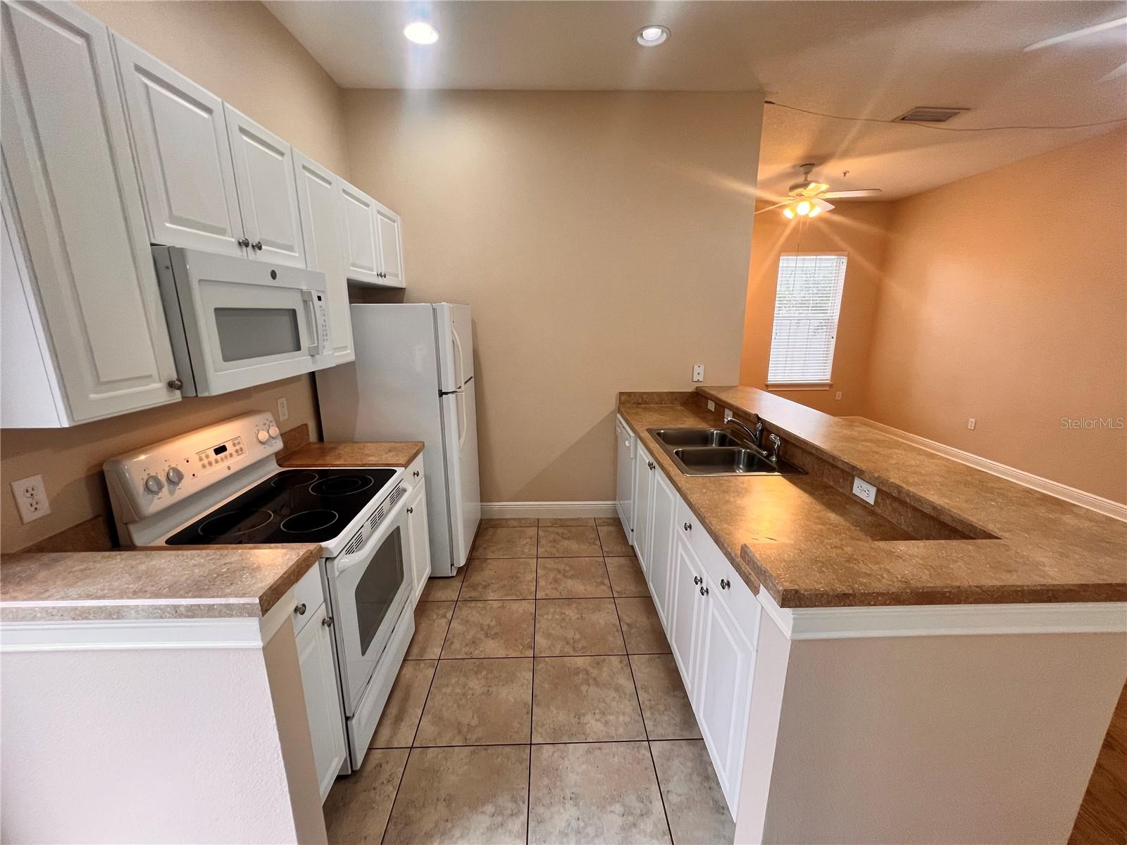 Image 4 of 12 For 1519 Lake Baldwin Lane C