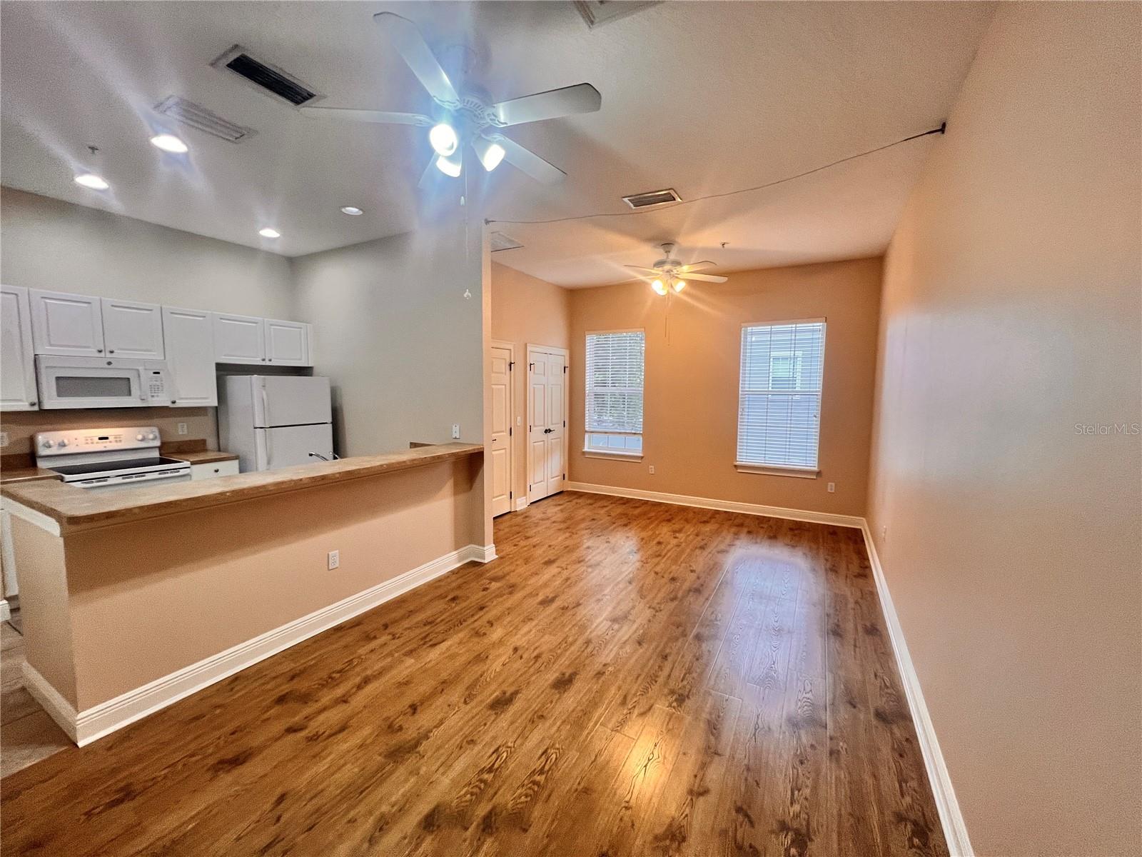 Image 7 of 12 For 1519 Lake Baldwin Lane C