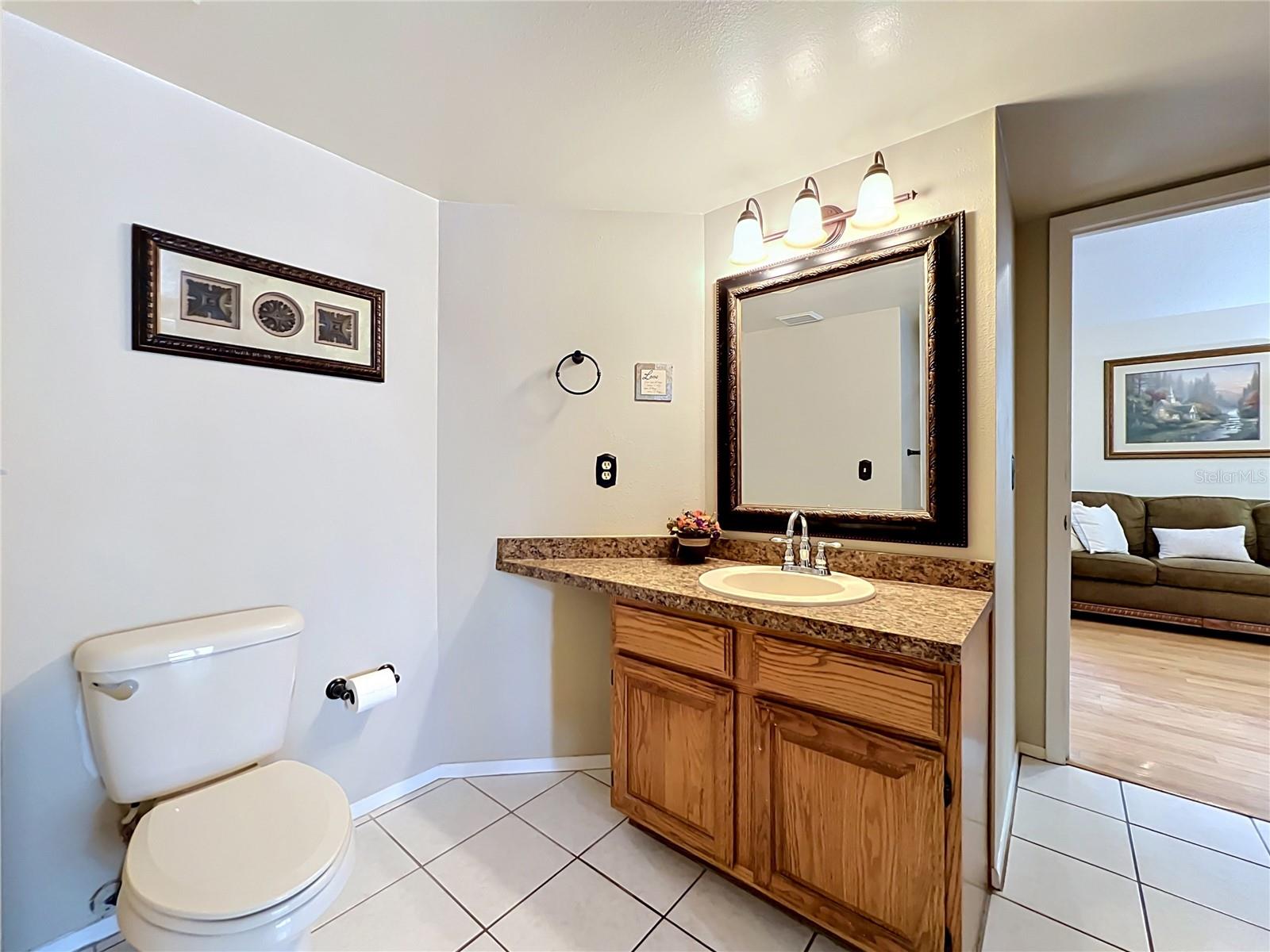 Image 46 of 97 For 944 Southridge Trail