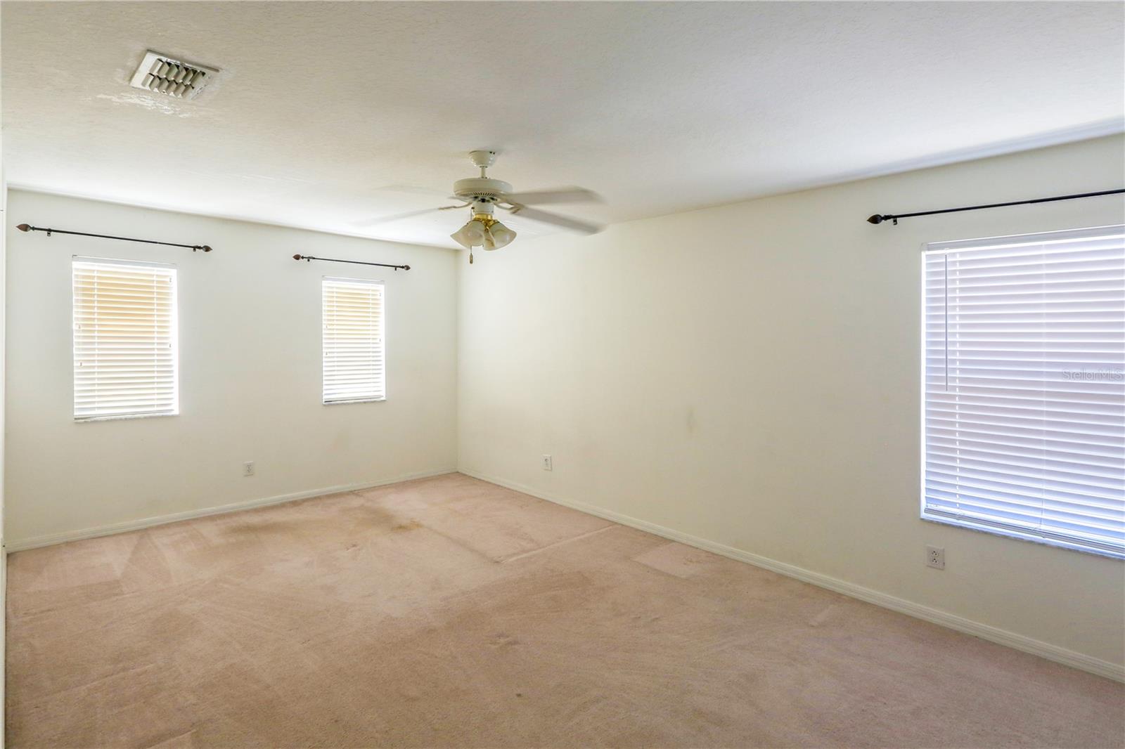 Image 9 of 14 For 16801 Sunrise Vista Drive