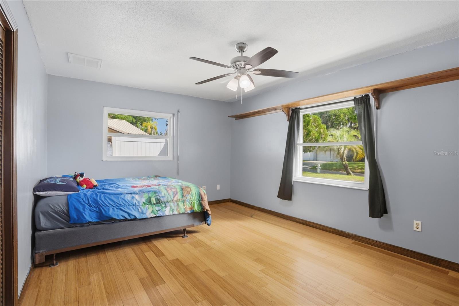 Image 11 of 67 For 608 Ponderosa Drive
