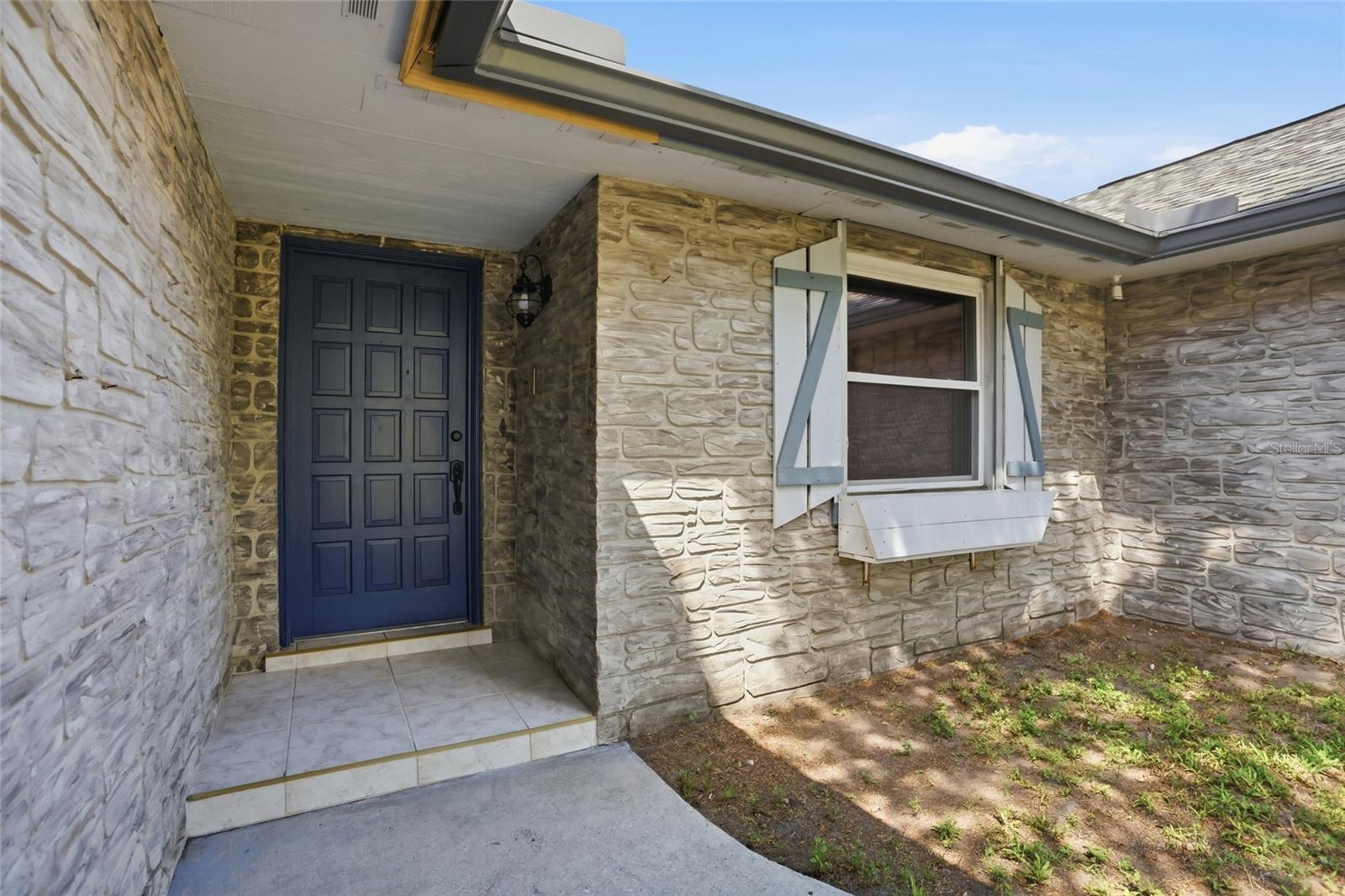 Image 6 of 67 For 608 Ponderosa Drive