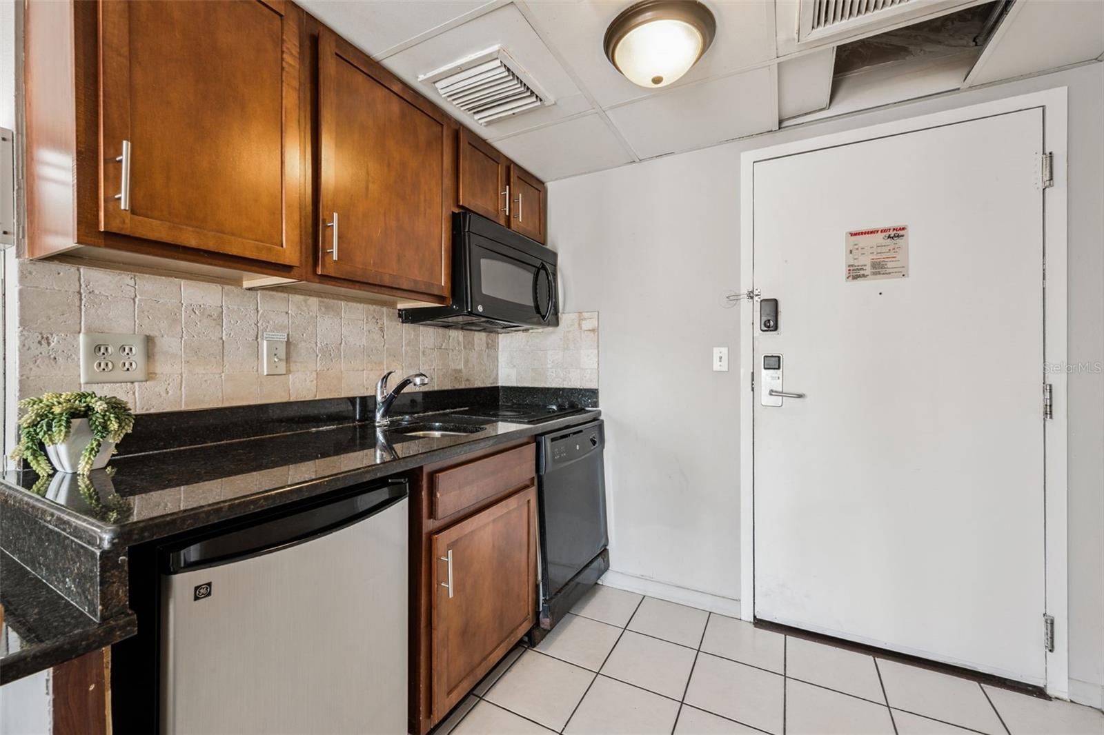 Image 8 of 16 For 6165 Carrier Drive 3212