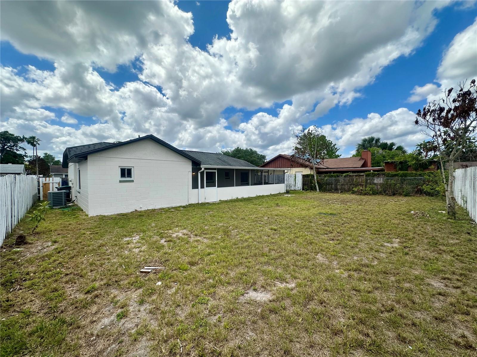 Image 10 of 11 For 3261 Bo Jeremy Drive