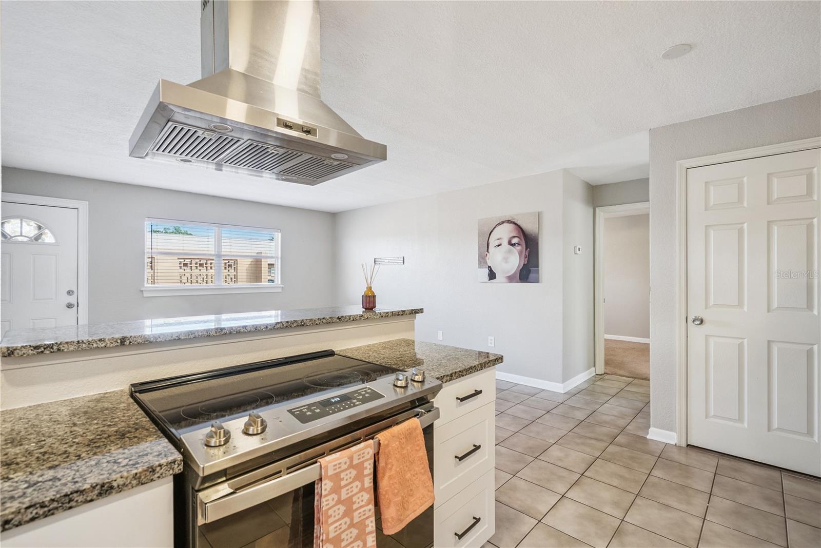 Image 7 of 28 For 516 B St  