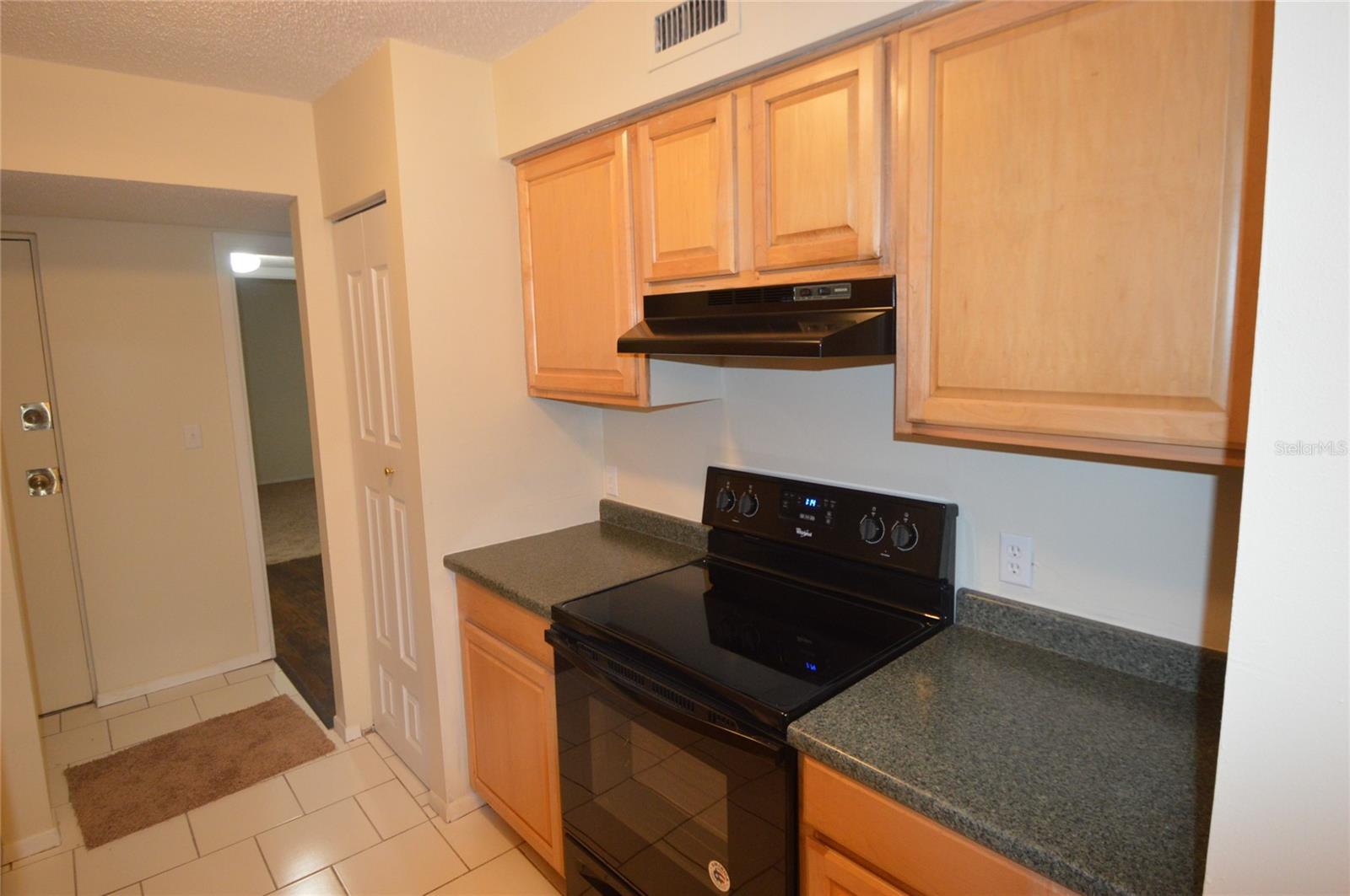 Image 4 of 13 For 7509 Presley Place 96