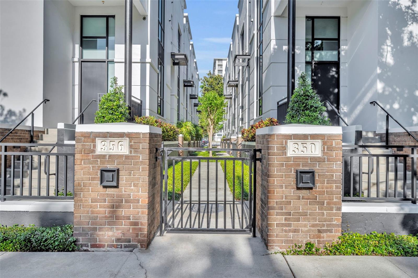 Image 3 of 36 For 356 Osceola Avenue 17a