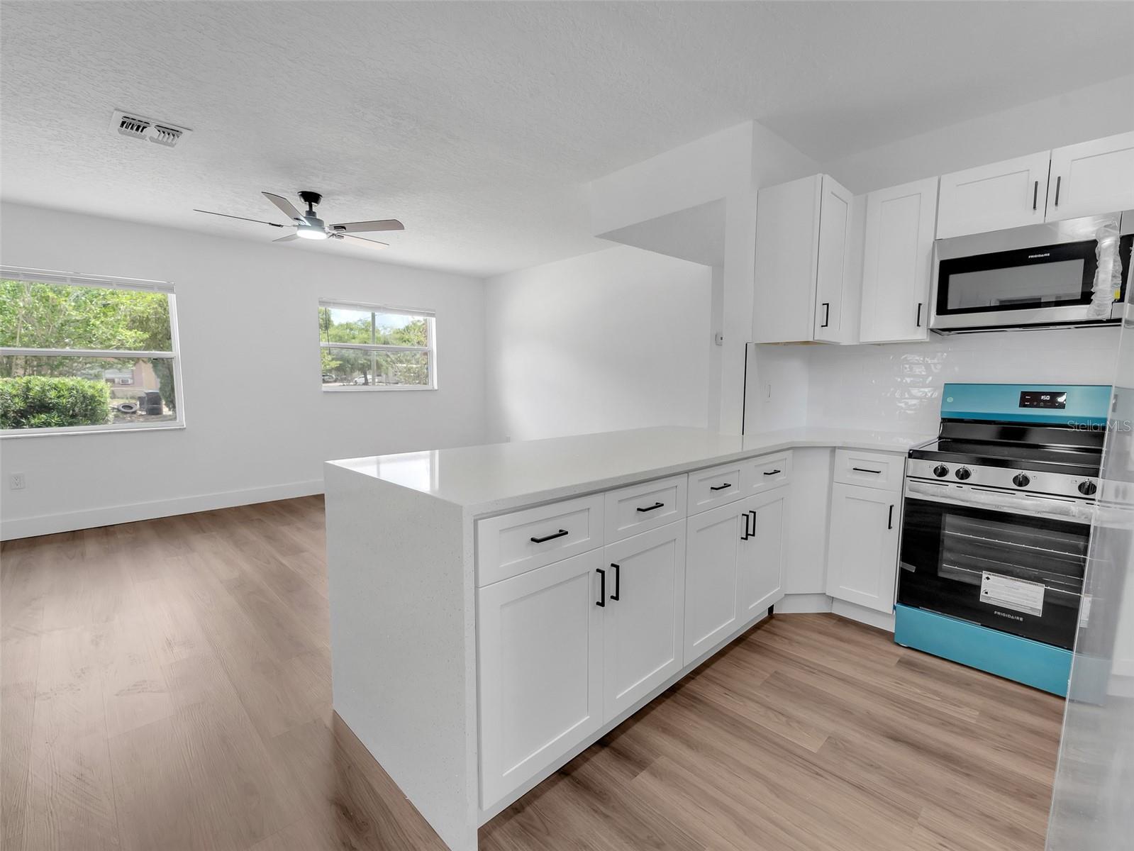 Image 10 of 34 For 900 Jamela Drive