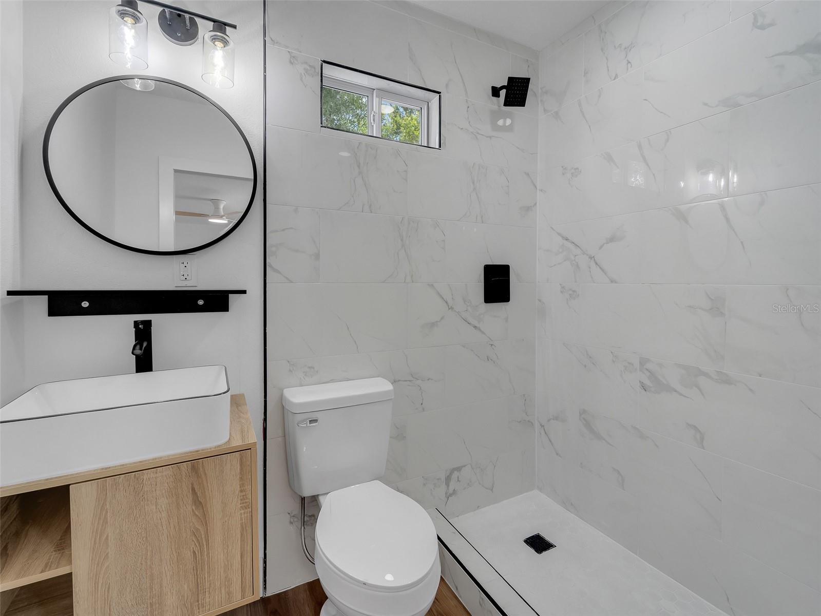 Image 12 of 34 For 900 Jamela Drive