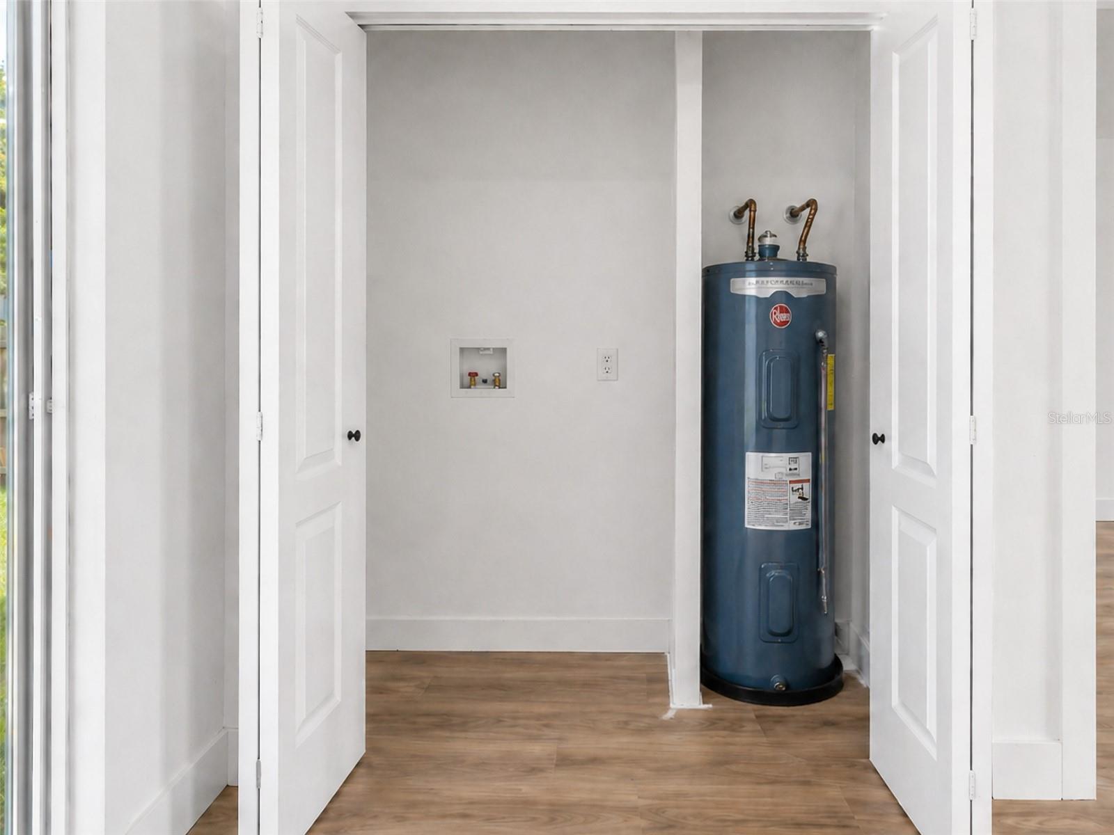 Image 20 of 34 For 900 Jamela Drive