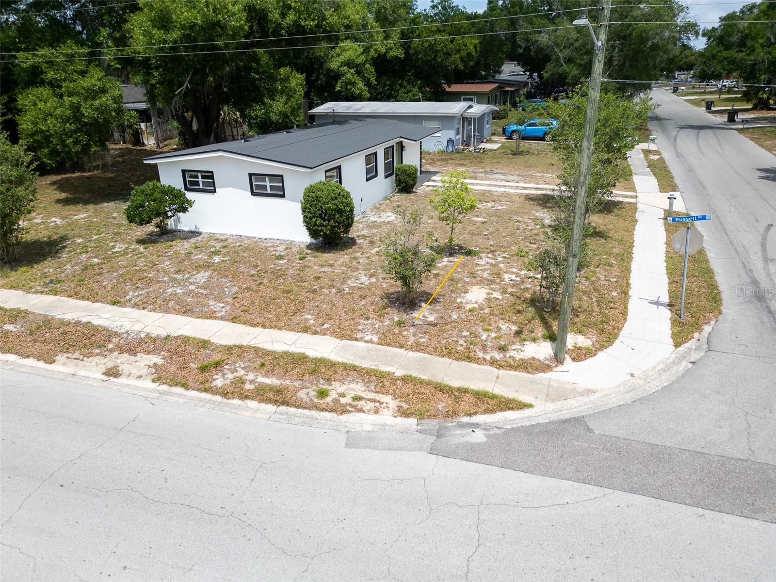 Image 26 of 34 For 900 Jamela Drive