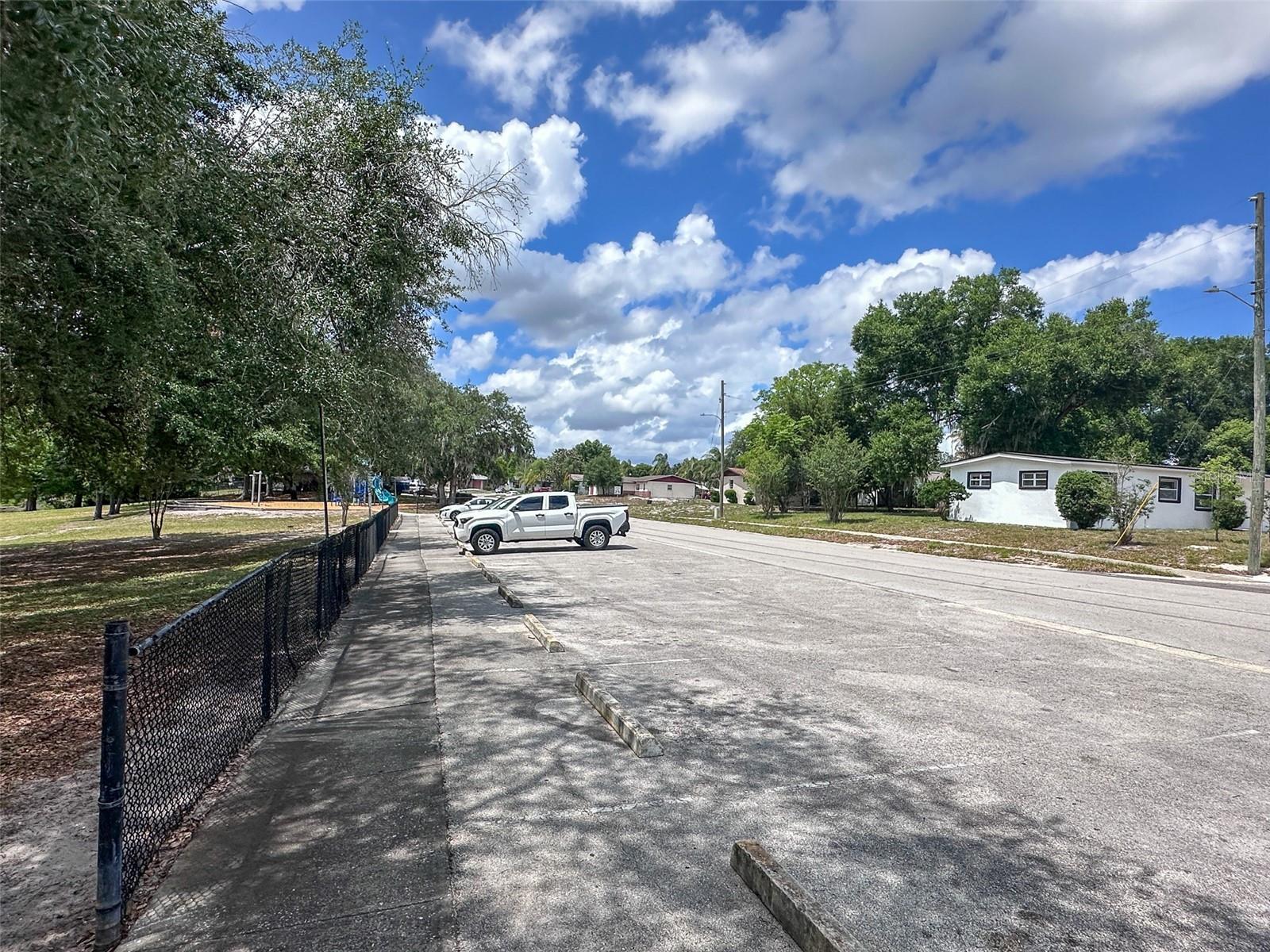 Image 31 of 34 For 900 Jamela Drive