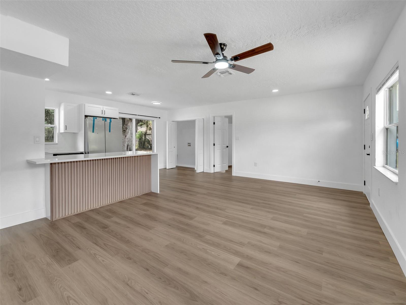 Image 8 of 34 For 900 Jamela Drive